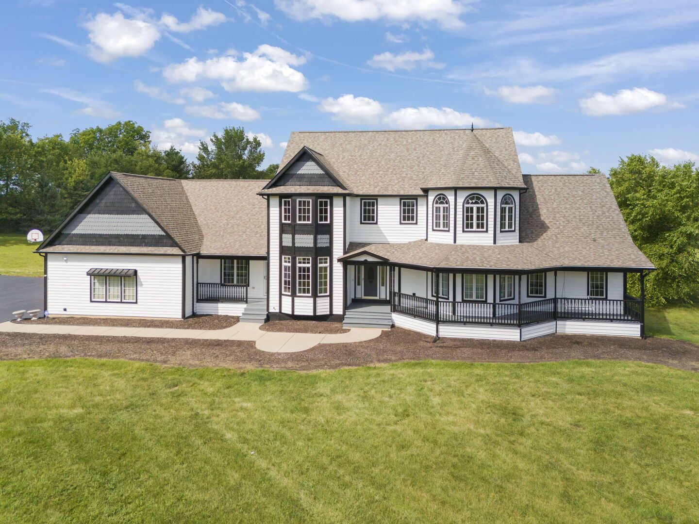 5065 E Sleepy Hollow Road