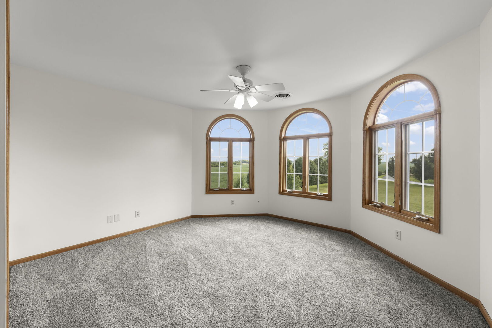 5065 E Sleepy Hollow Road