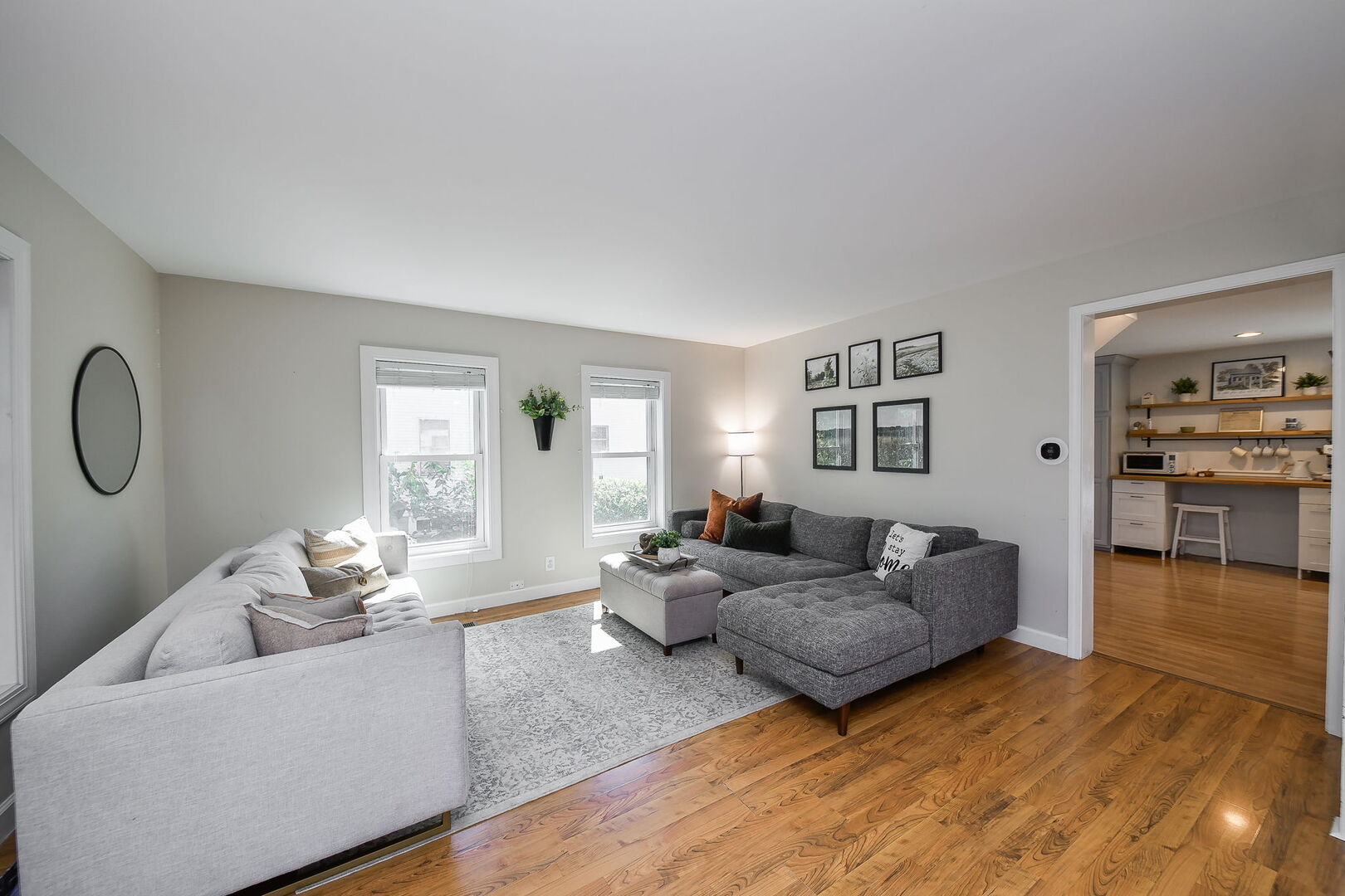 125 N JACKSON Street