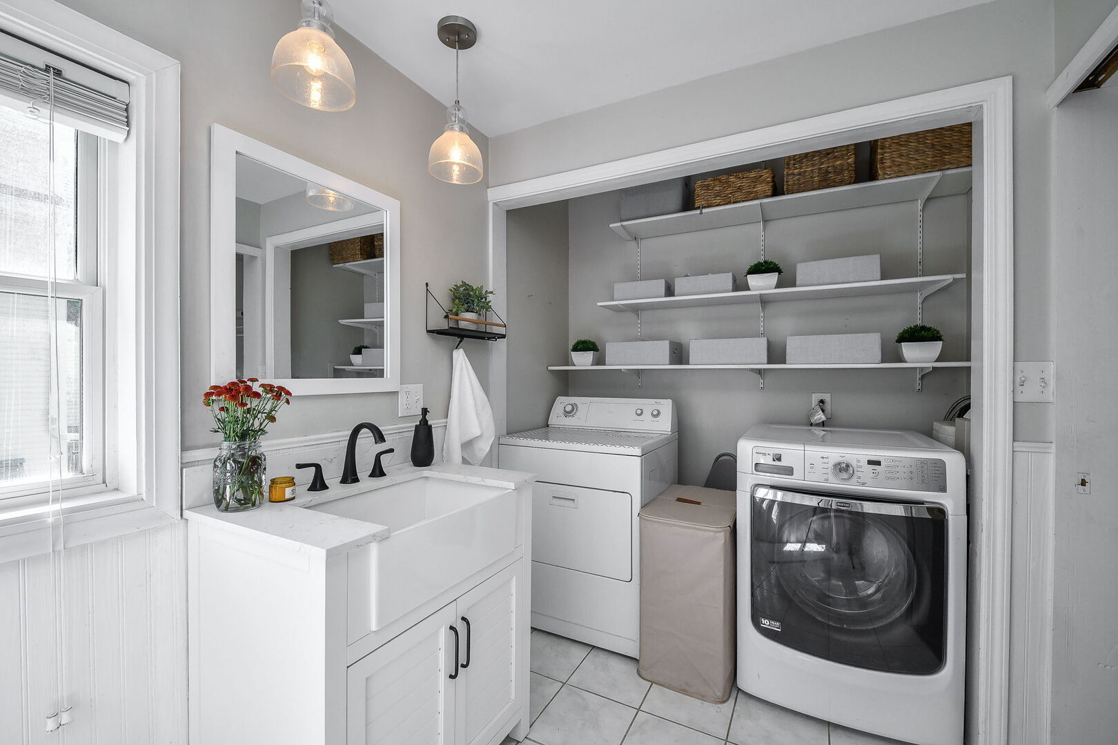 125 N JACKSON Street