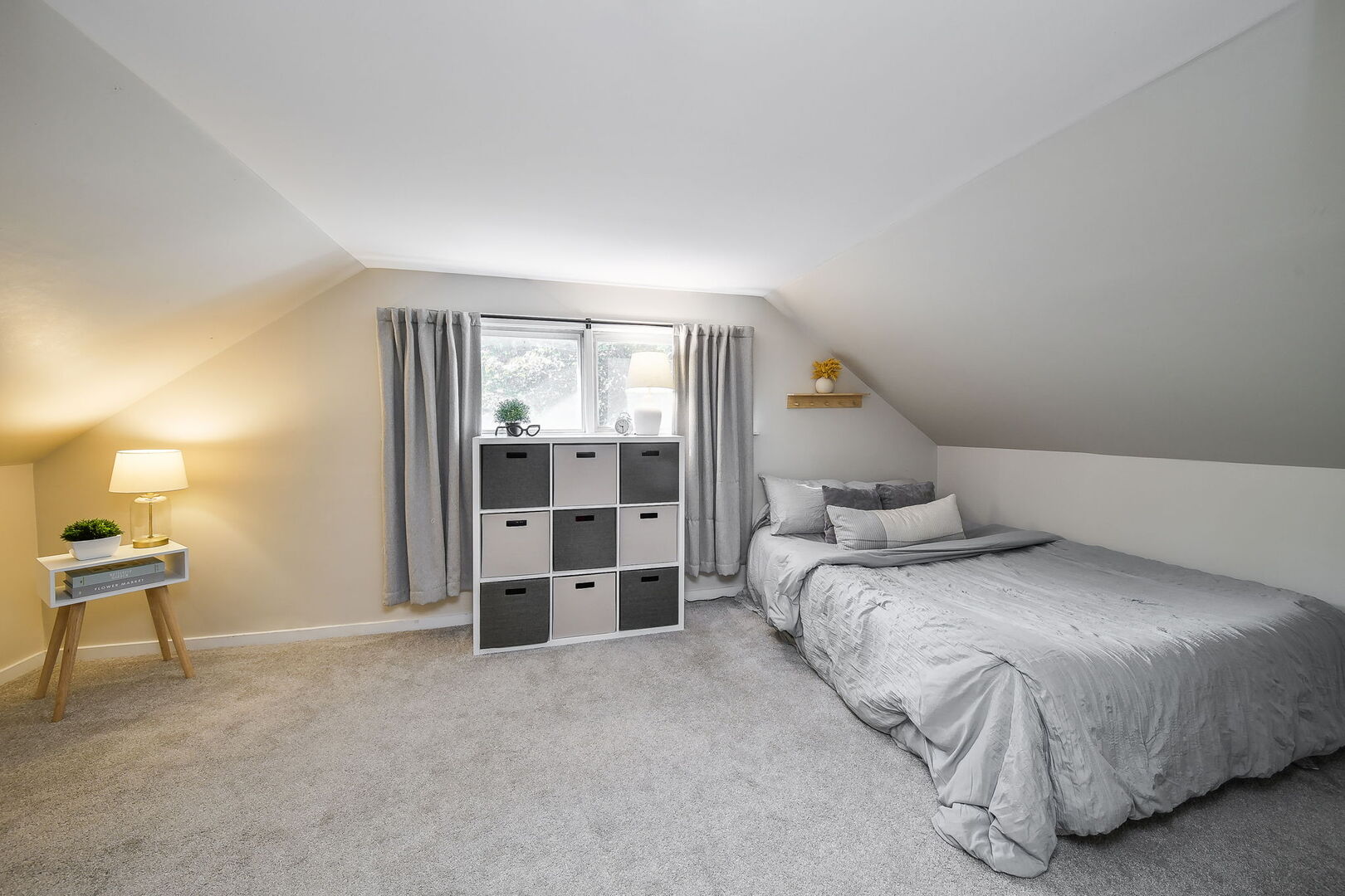 125 N JACKSON Street