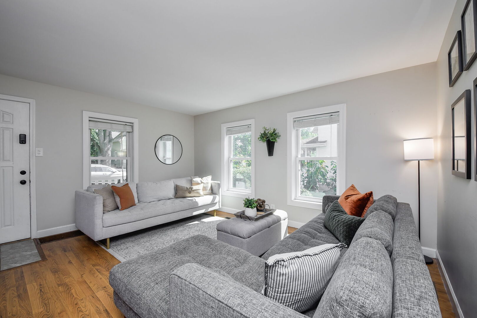 125 N JACKSON Street