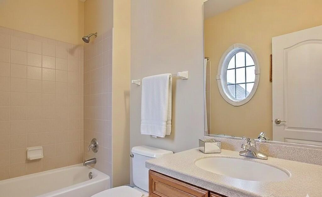 2510 Bayswater Circle