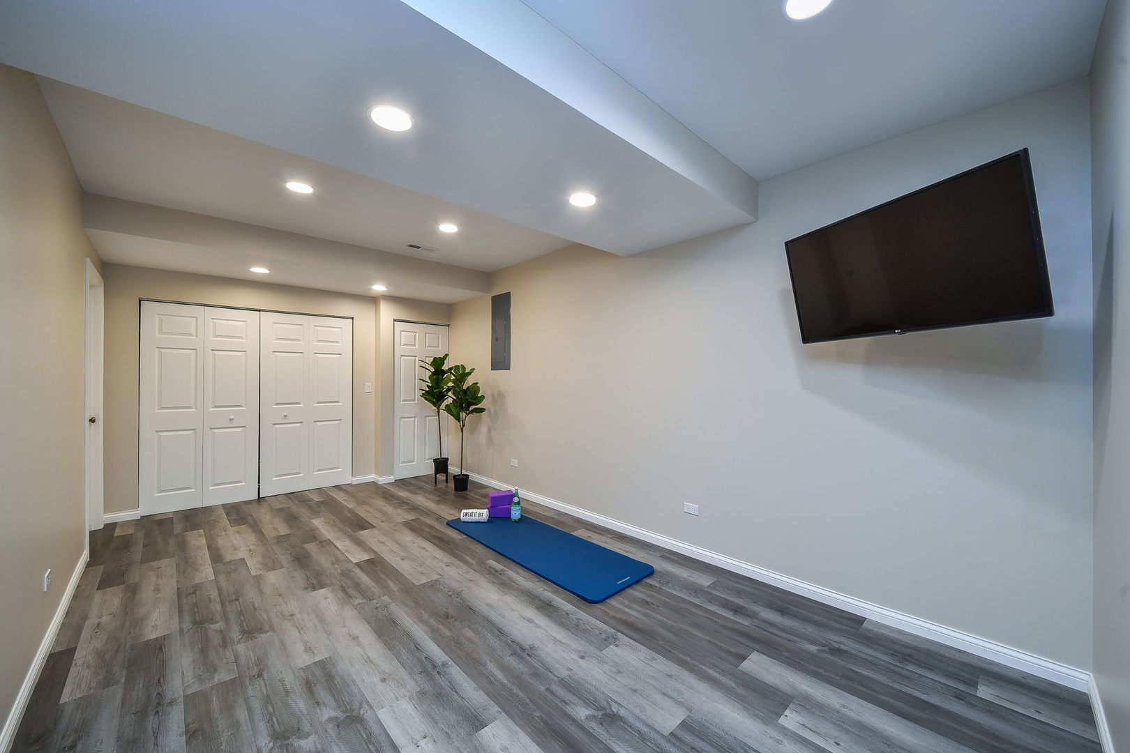 723 Manor Hill Place