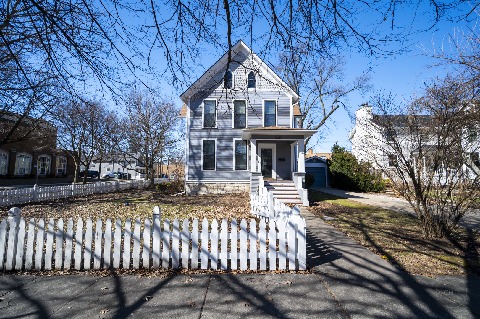 205 N Sleight Street N