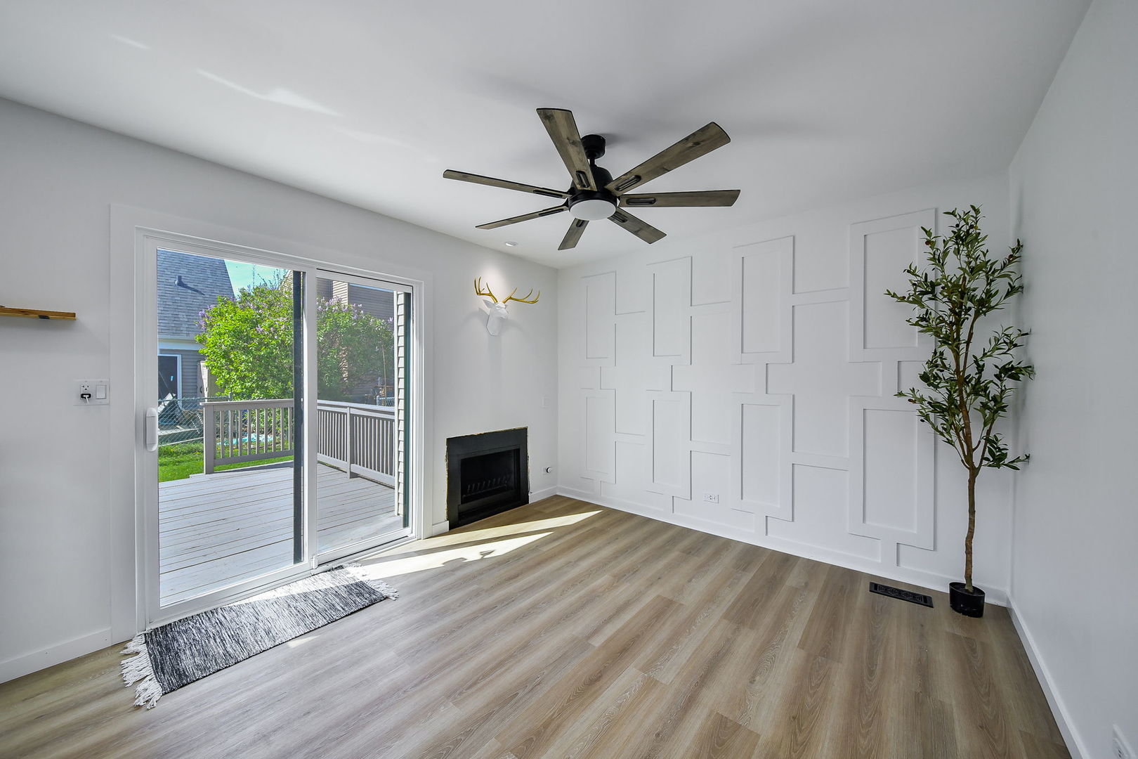 29W475 Candlewood Lane
