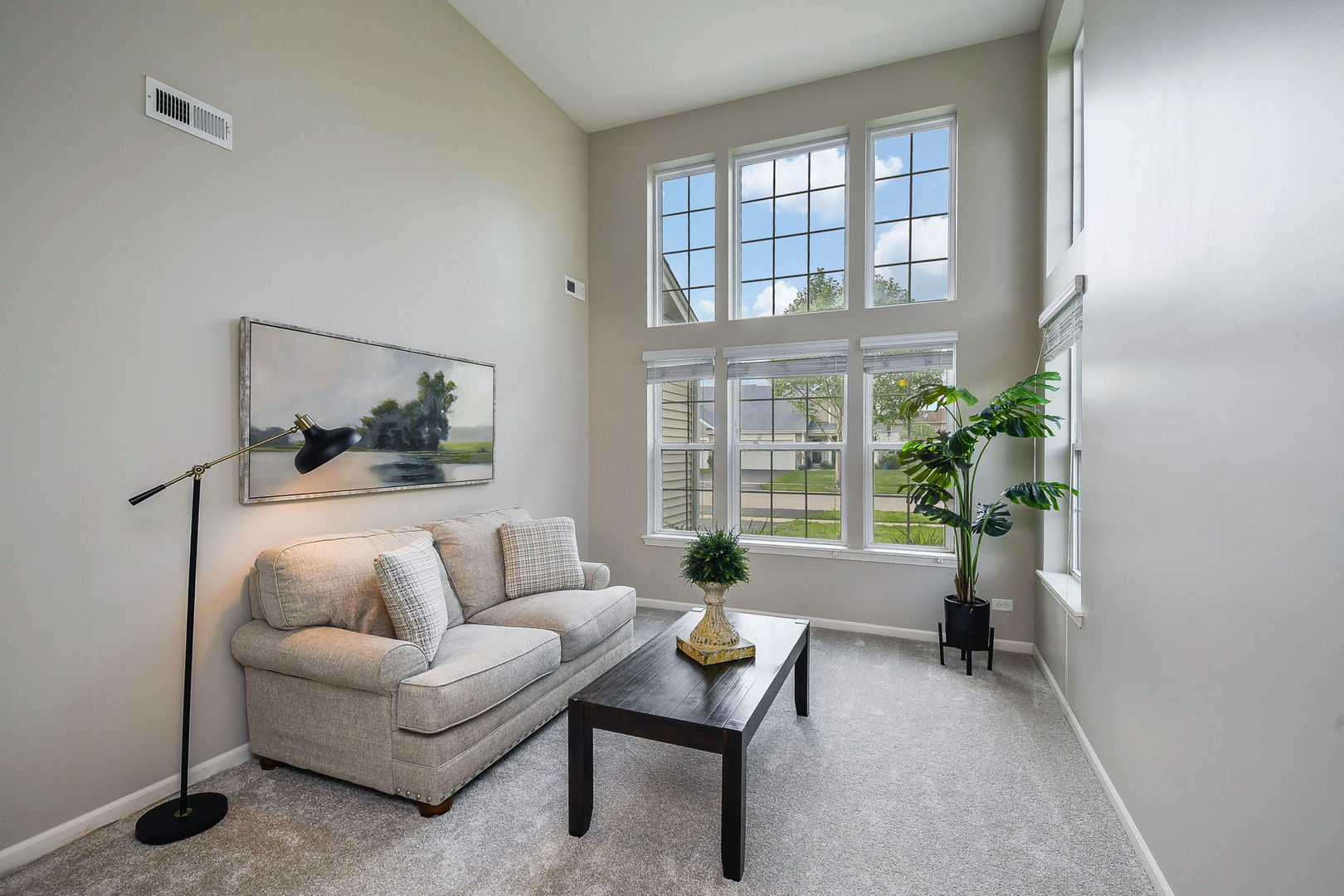 105 CATAMARAN Circle