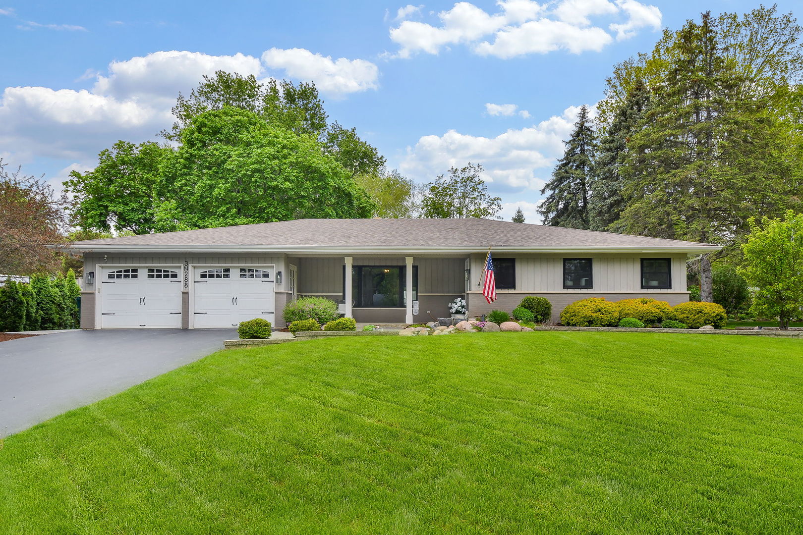 3N288 Bernice Drive