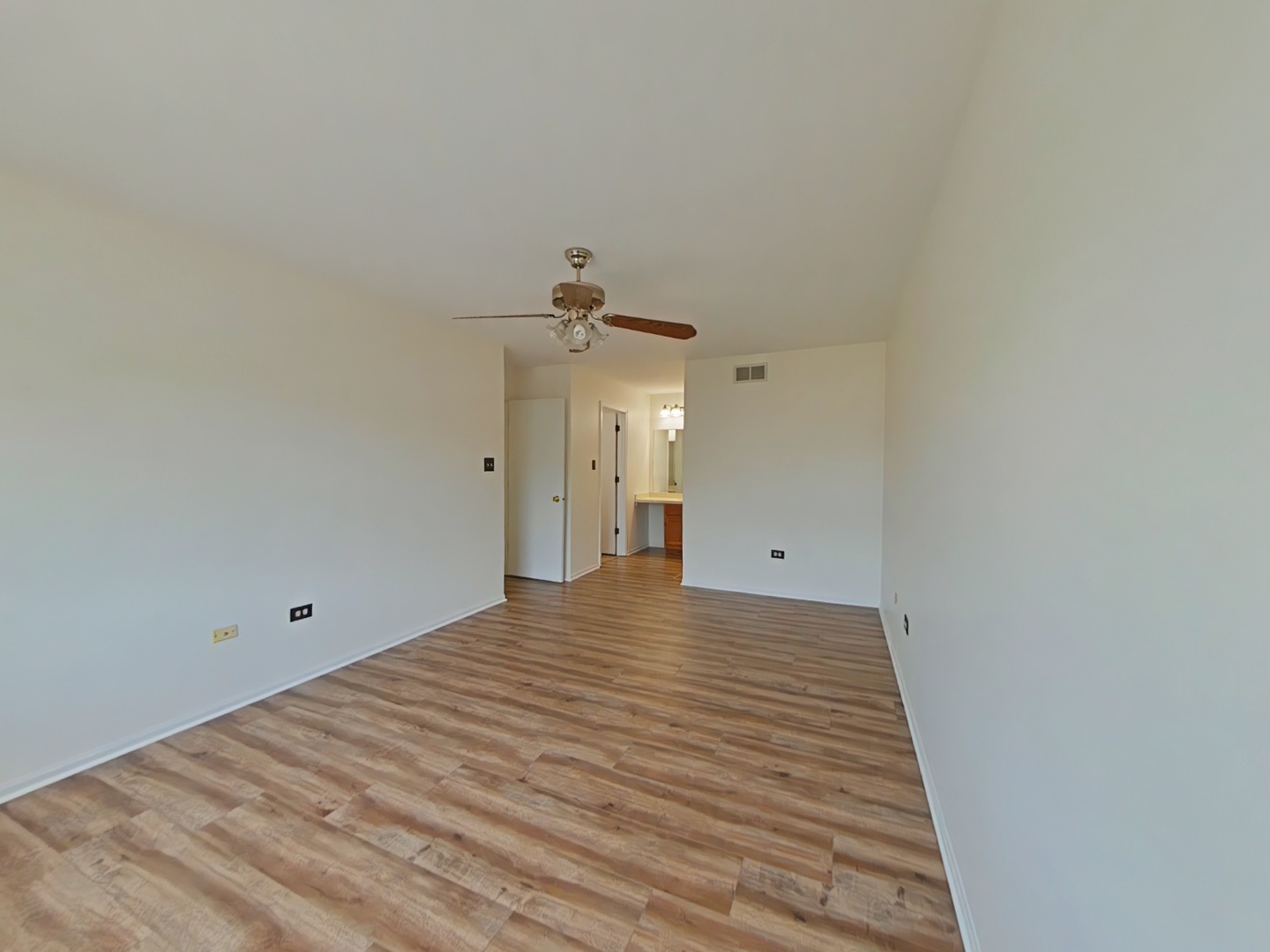 3524 Willowview Court
