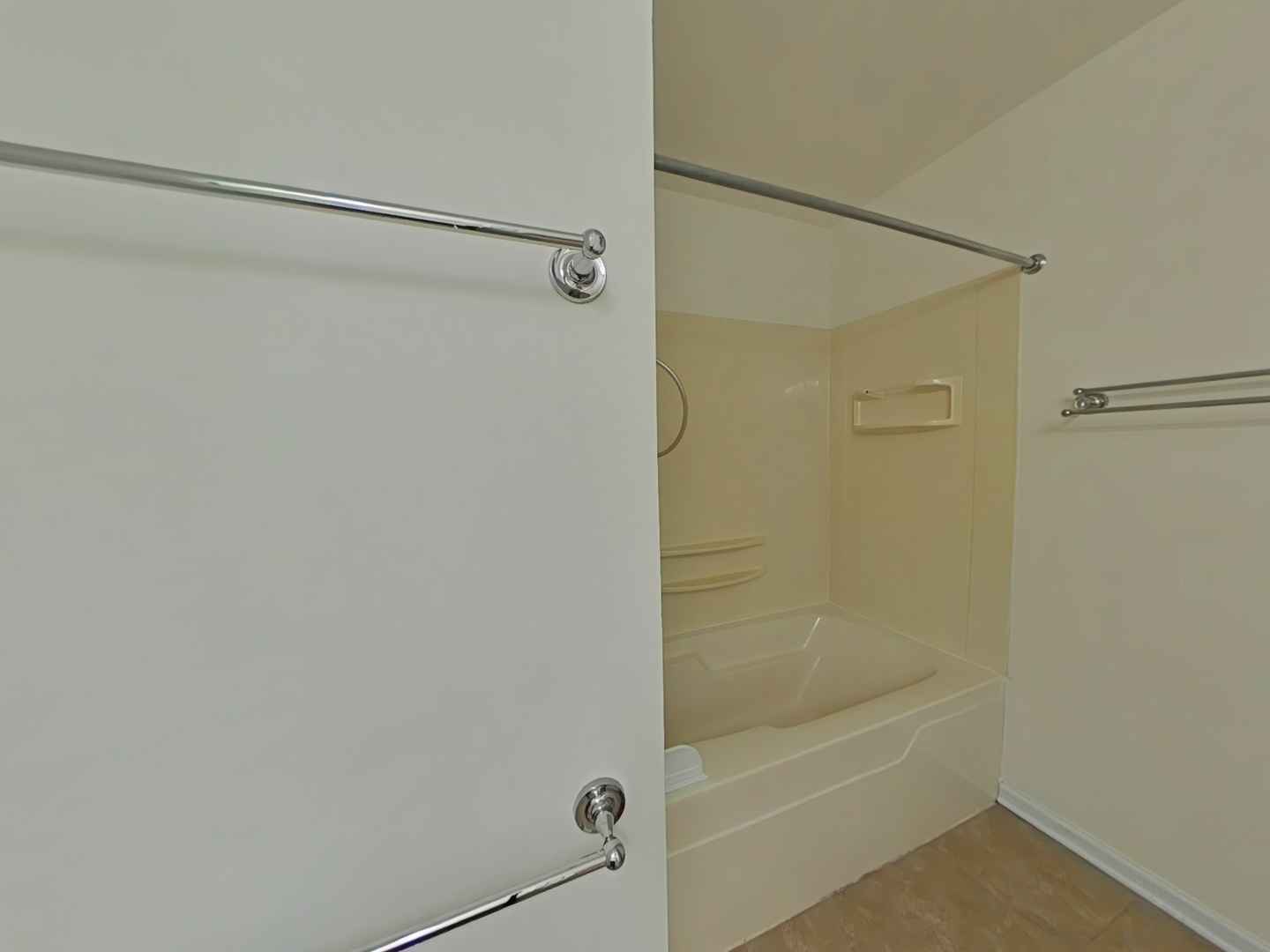 3524 Willowview Court