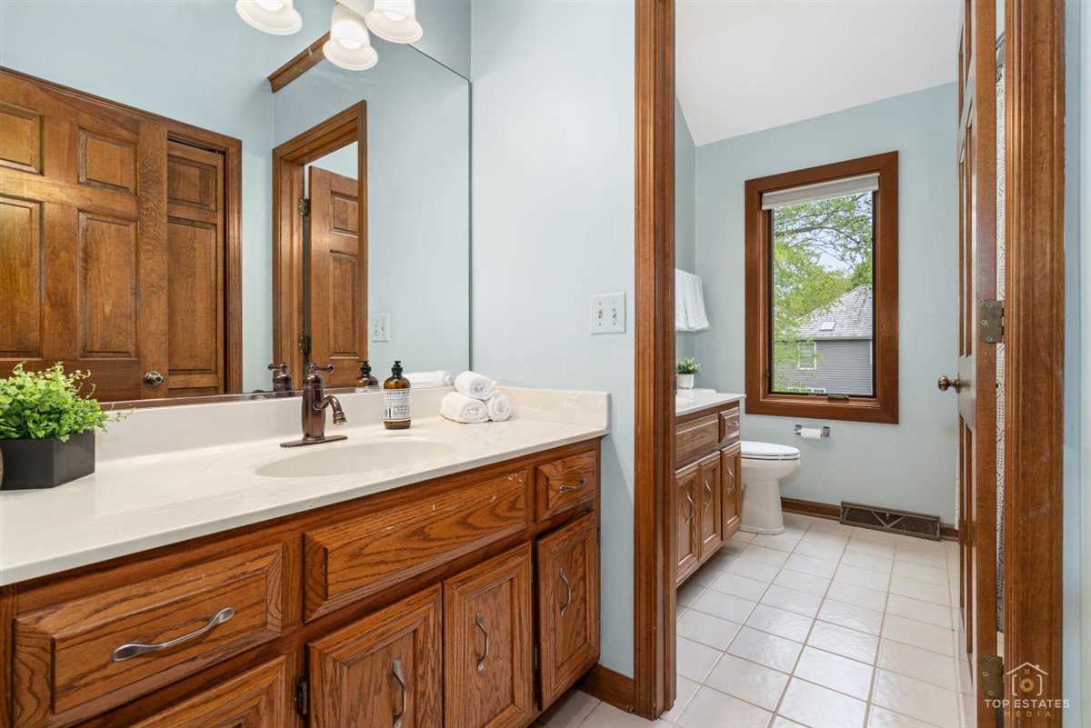 1309 Hawkins Court