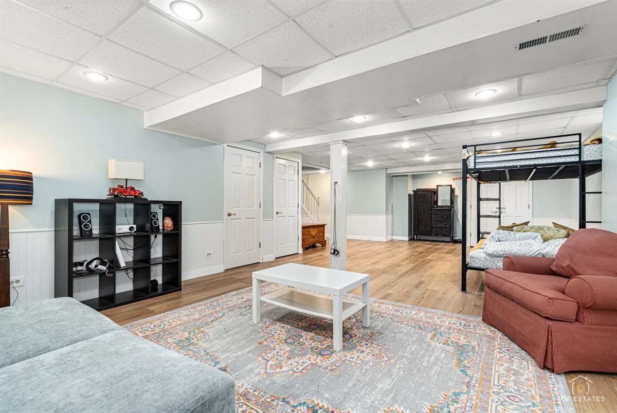 1309 Hawkins Court