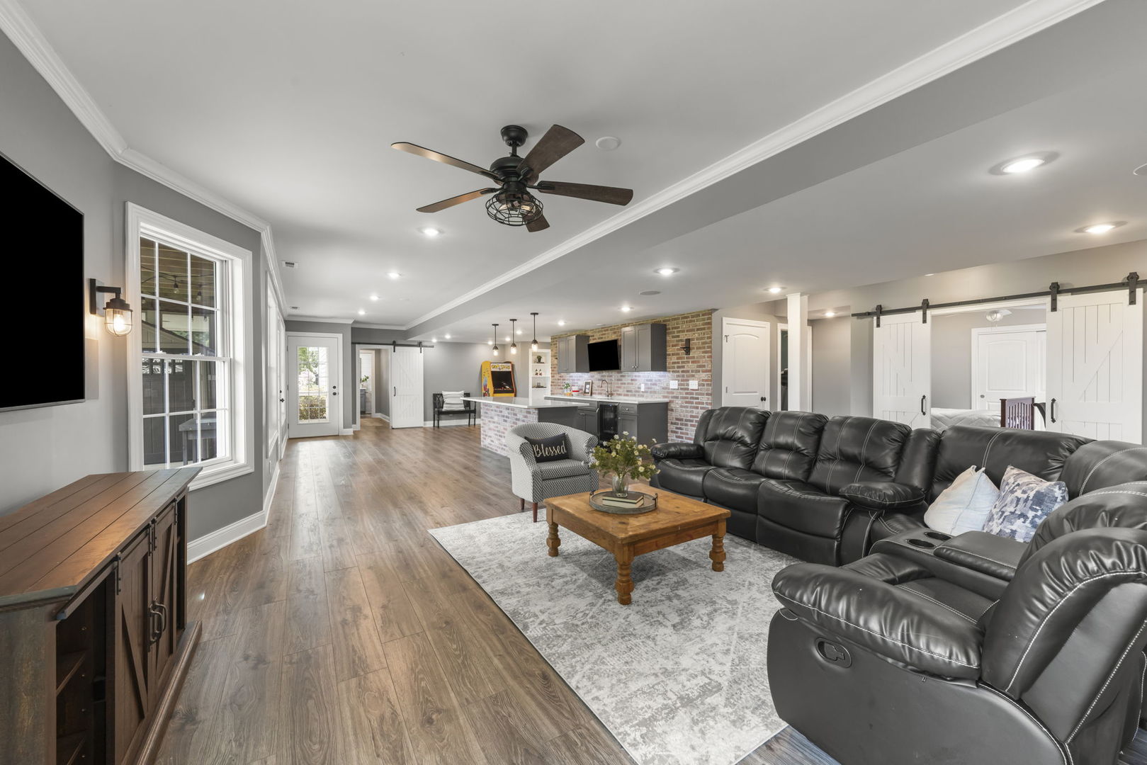 39W861 S Hathaway Lane