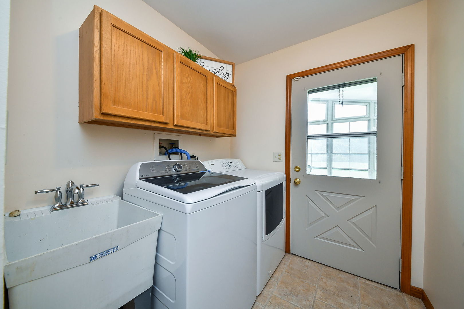 6N584 Juniper Court