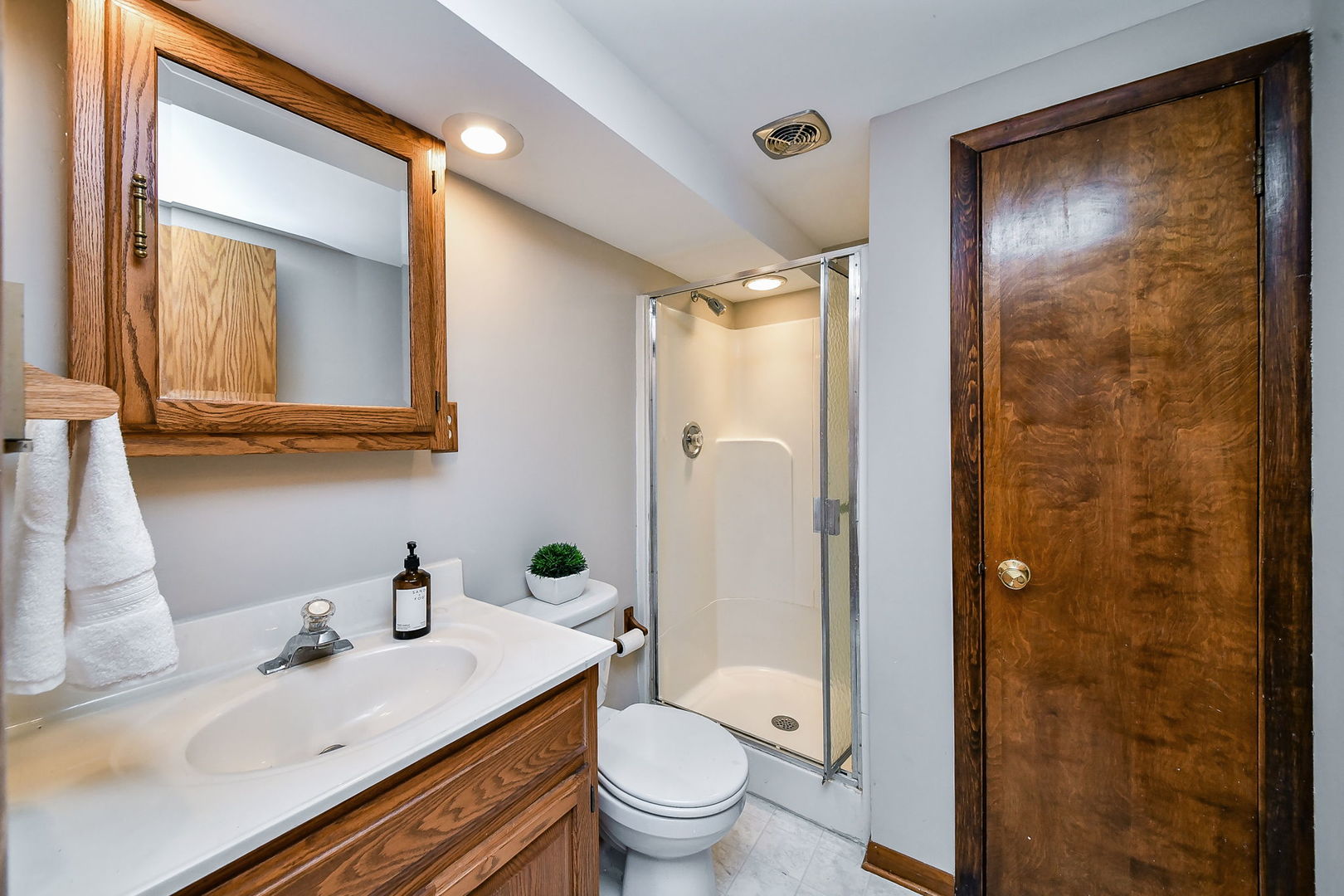 2S557 Bliss Road