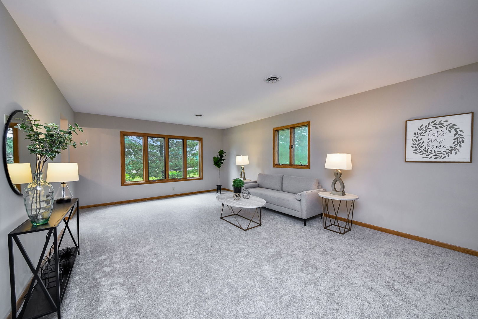 2S557 Bliss Road