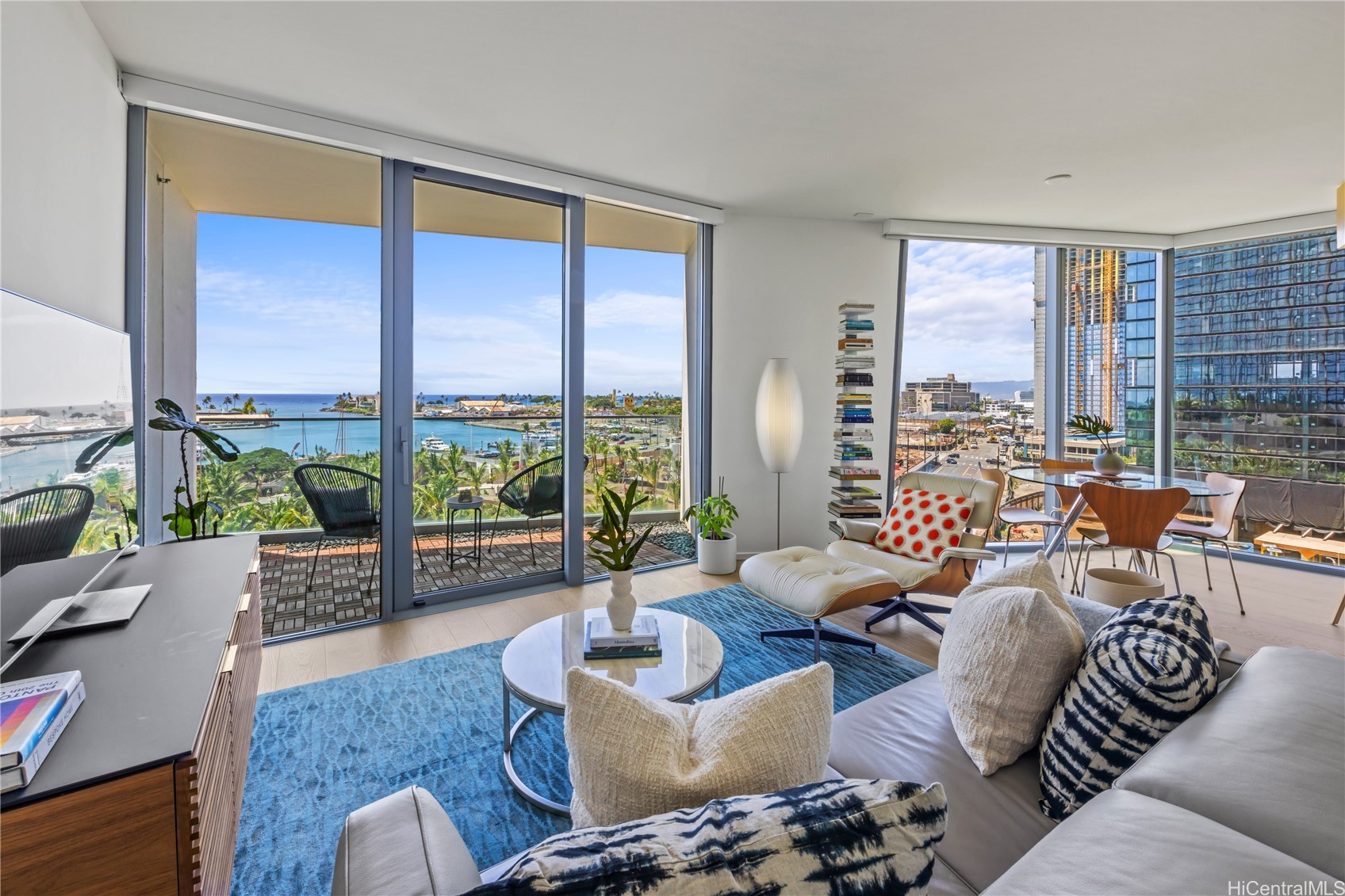 1000 Auahi Street 701