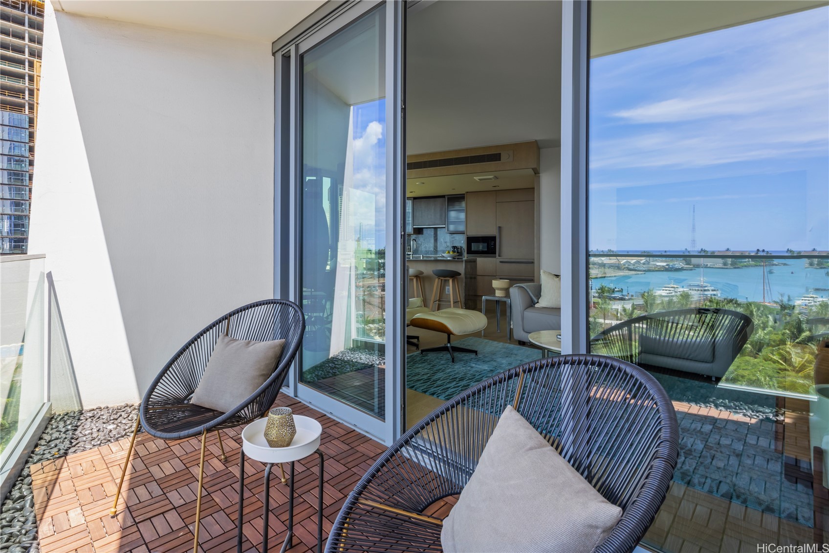 1000 Auahi Street 701