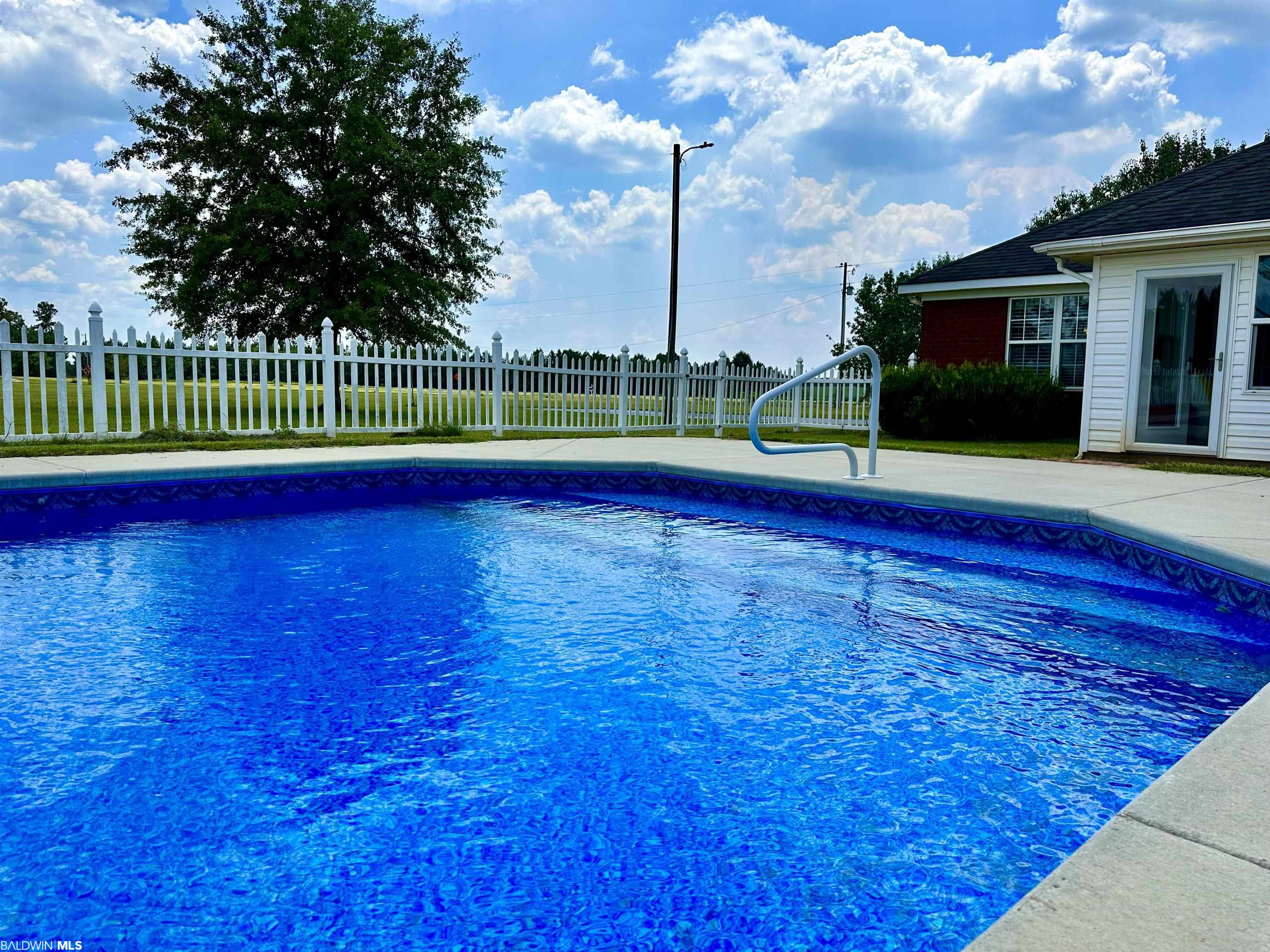 1448 Dogwood Road
