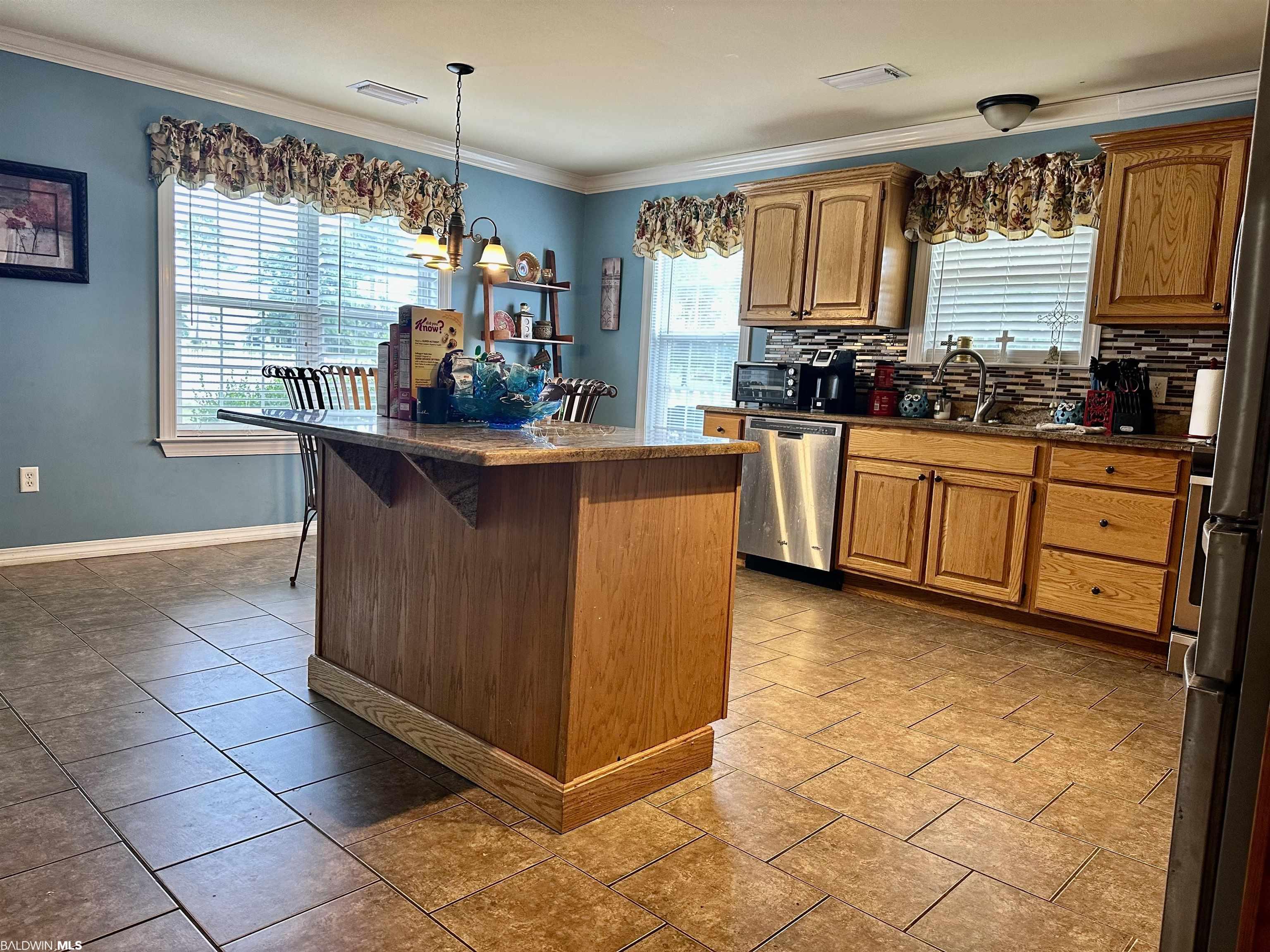 1448 Dogwood Road