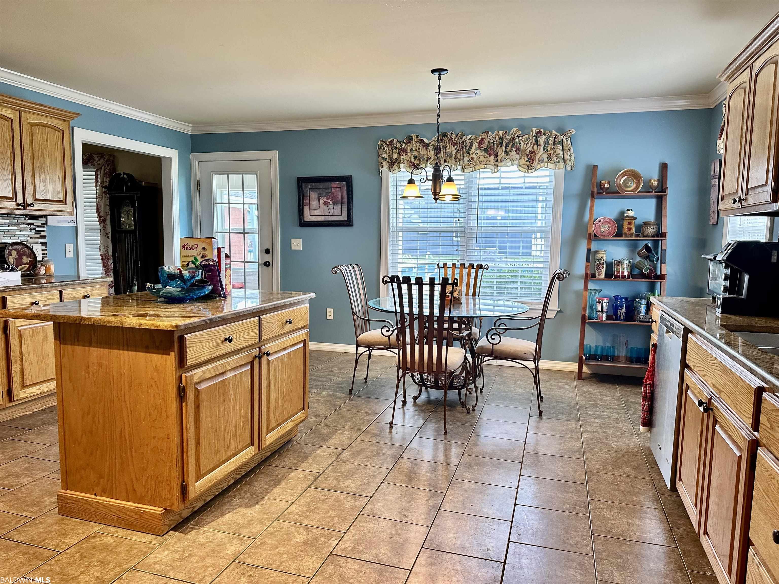 1448 Dogwood Road