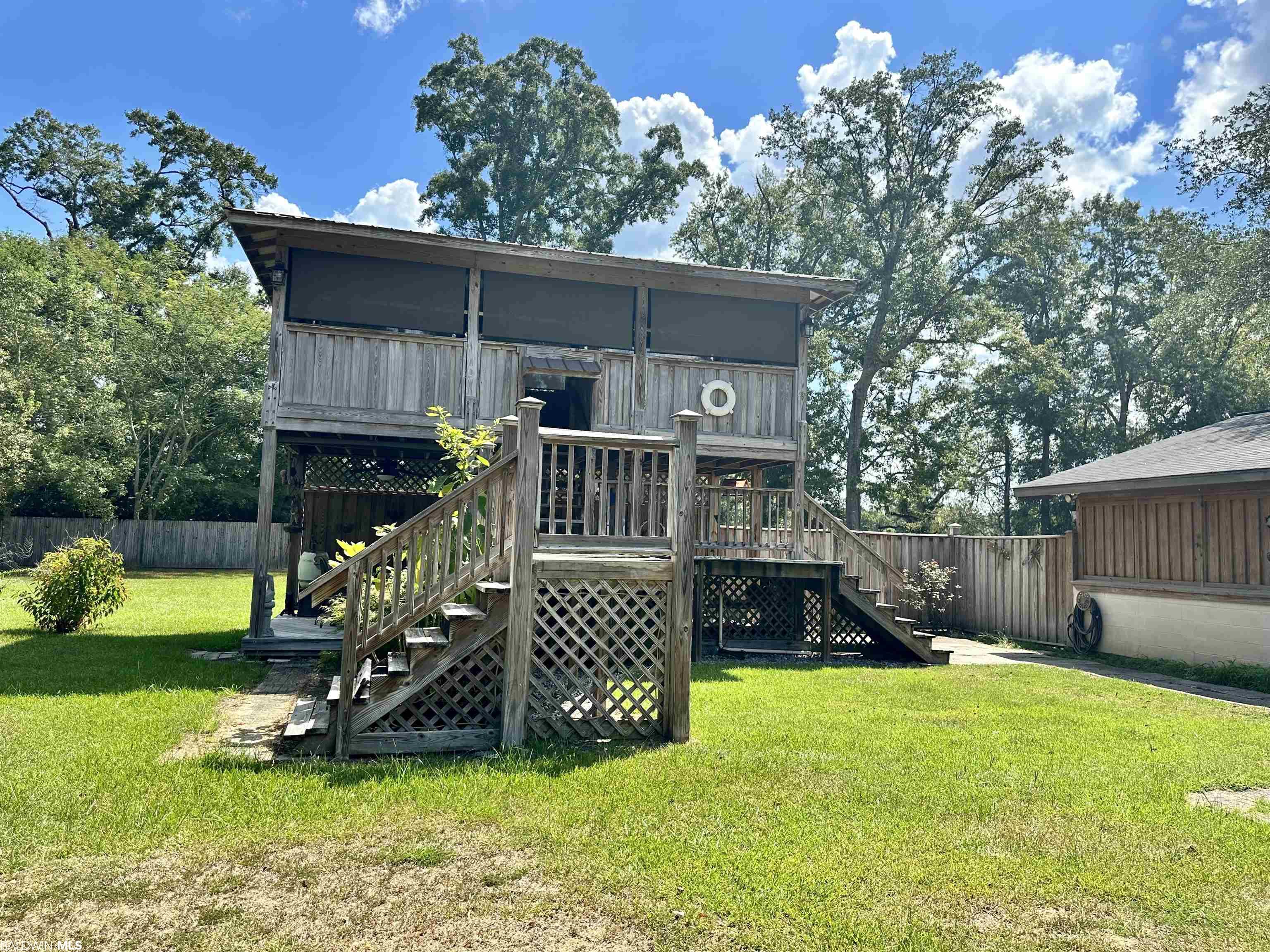 305 Terry Avenue