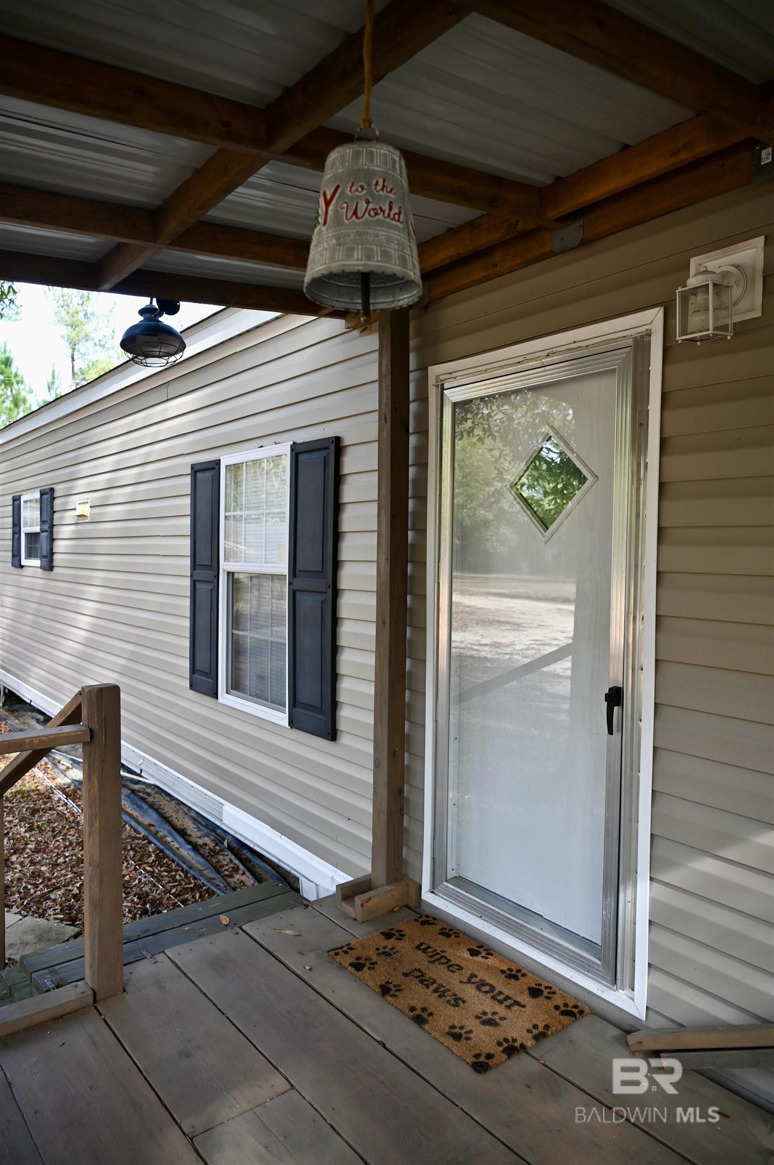 23 Hampton Lane