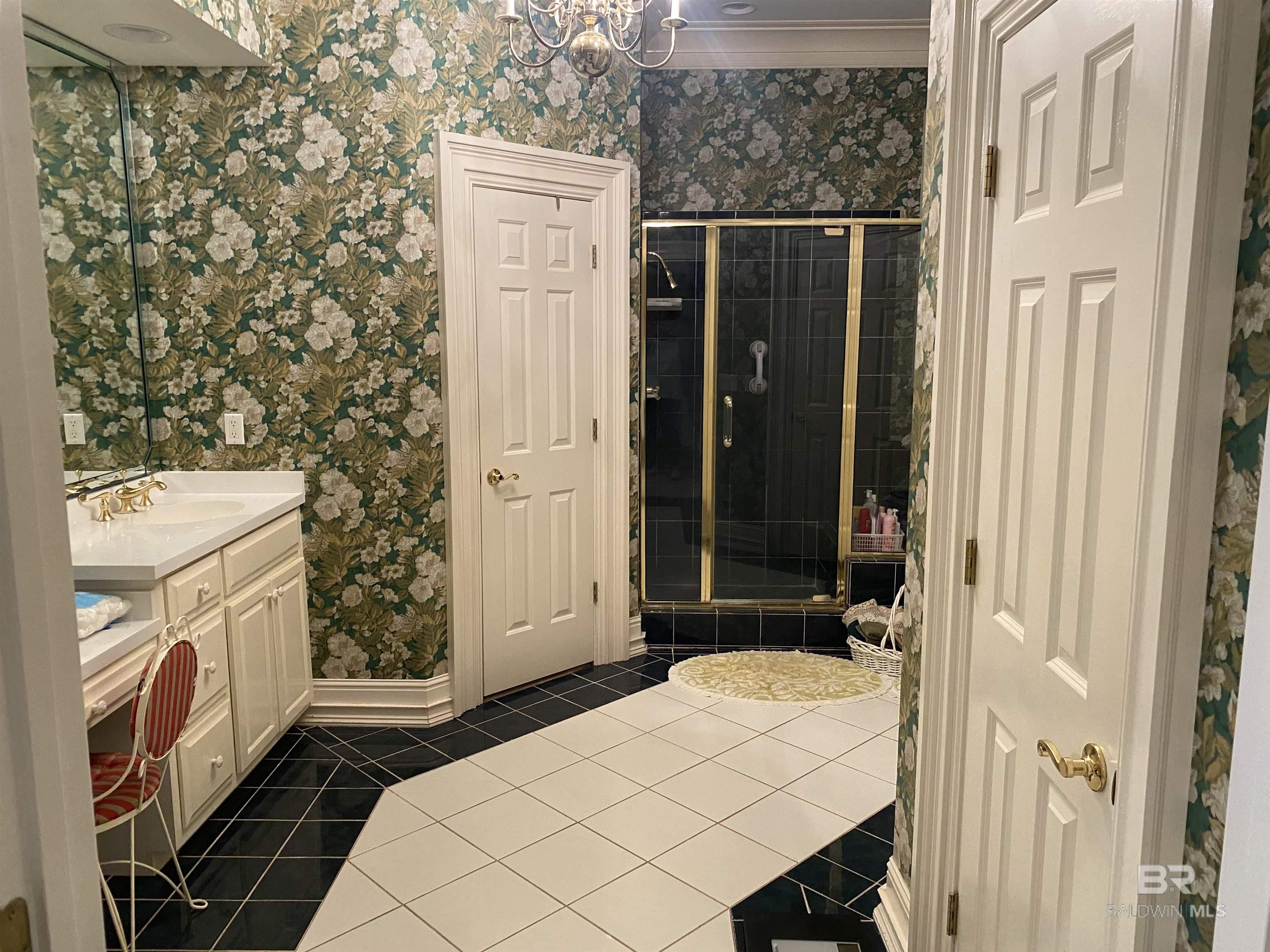 120 Juniper Creek Drive