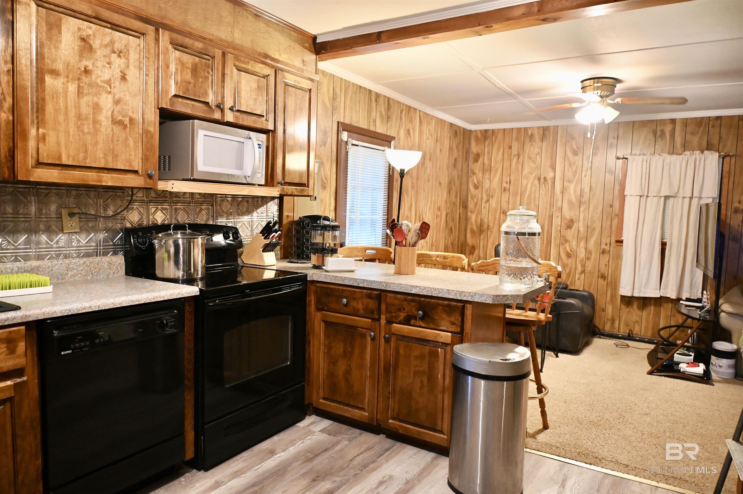 2300 Wolf Log Road