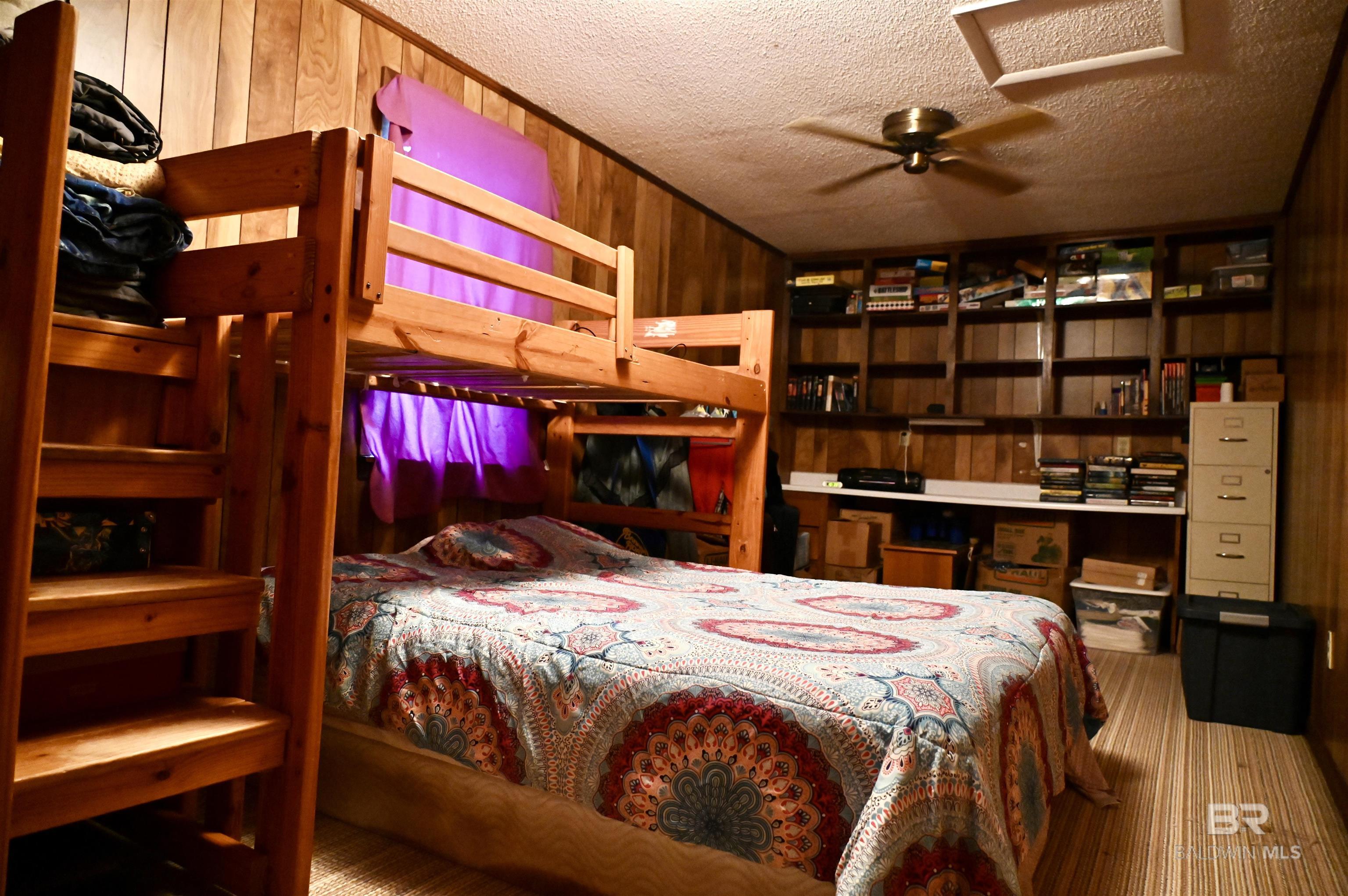 2300 Wolf Log Road