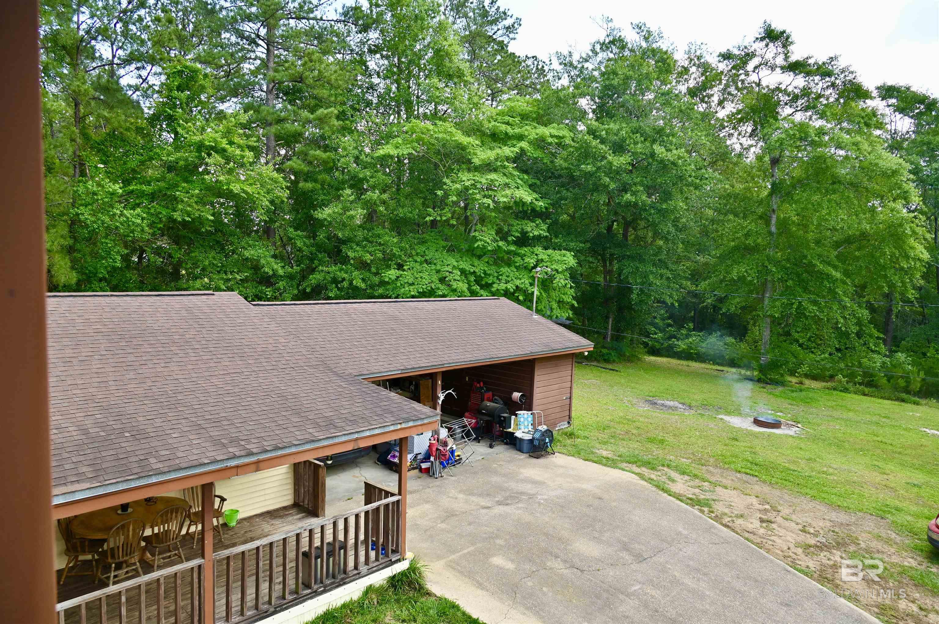 2300 Wolf Log Road