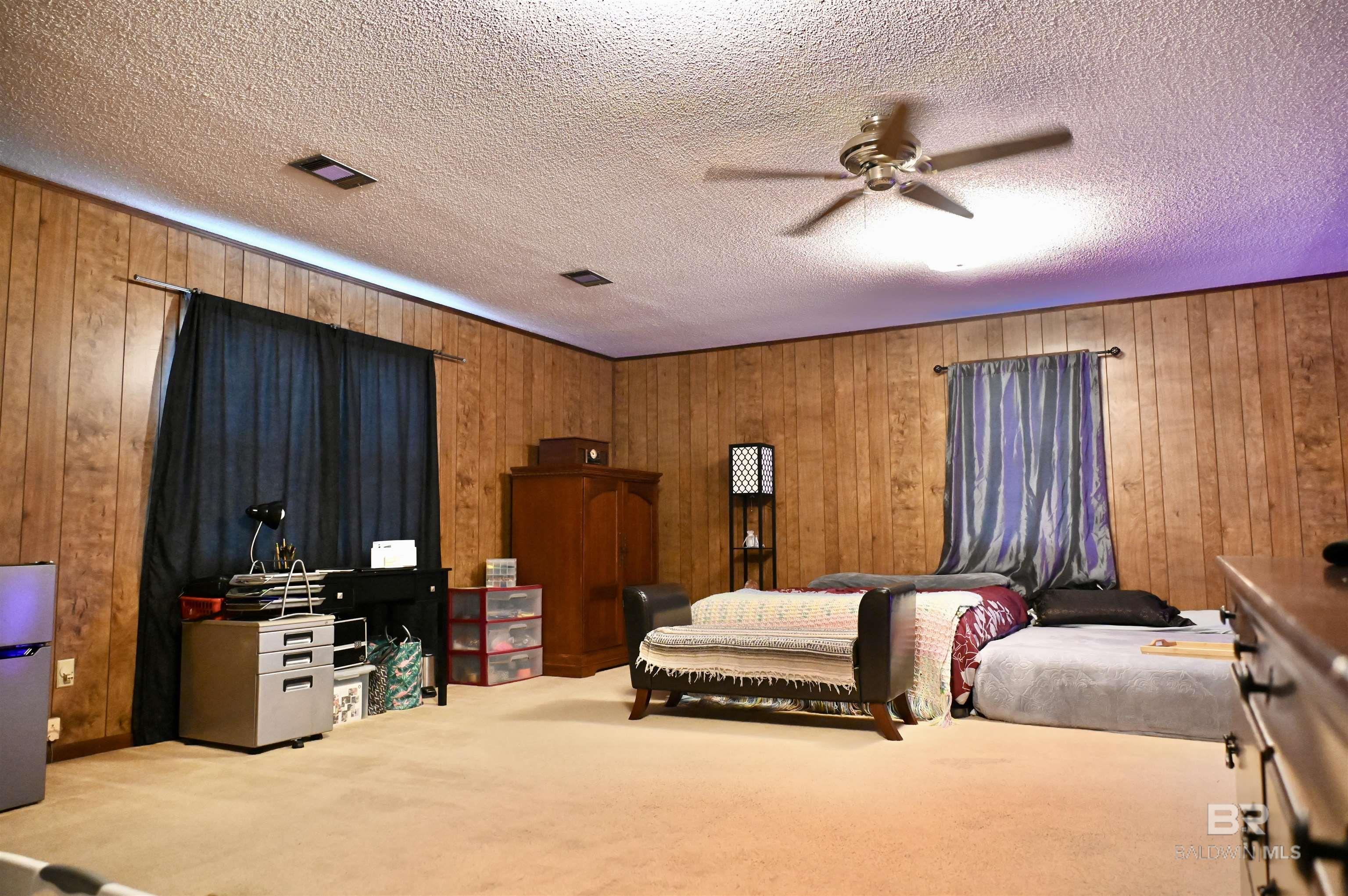 2300 Wolf Log Road