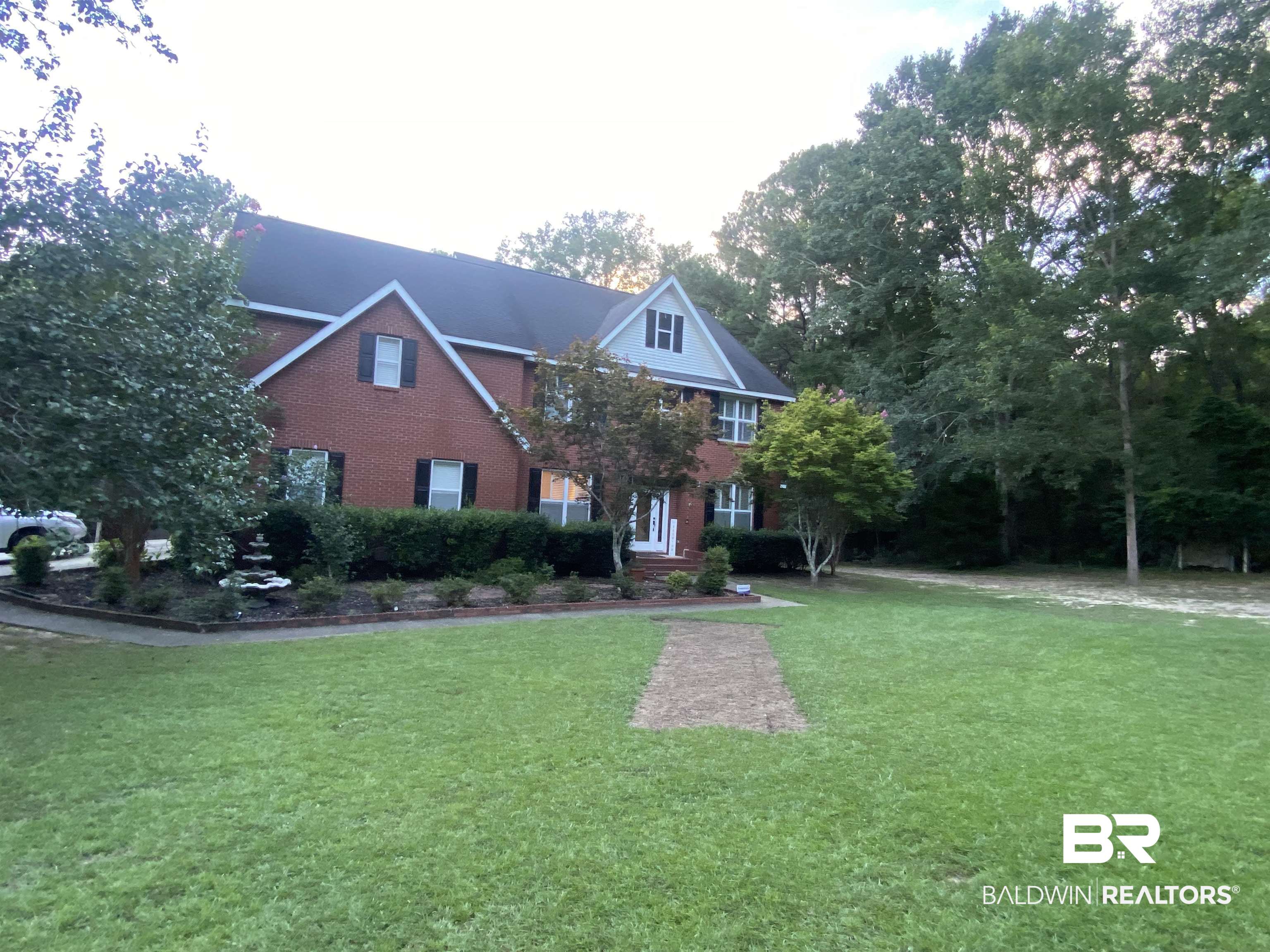 301 Long Boulevard
