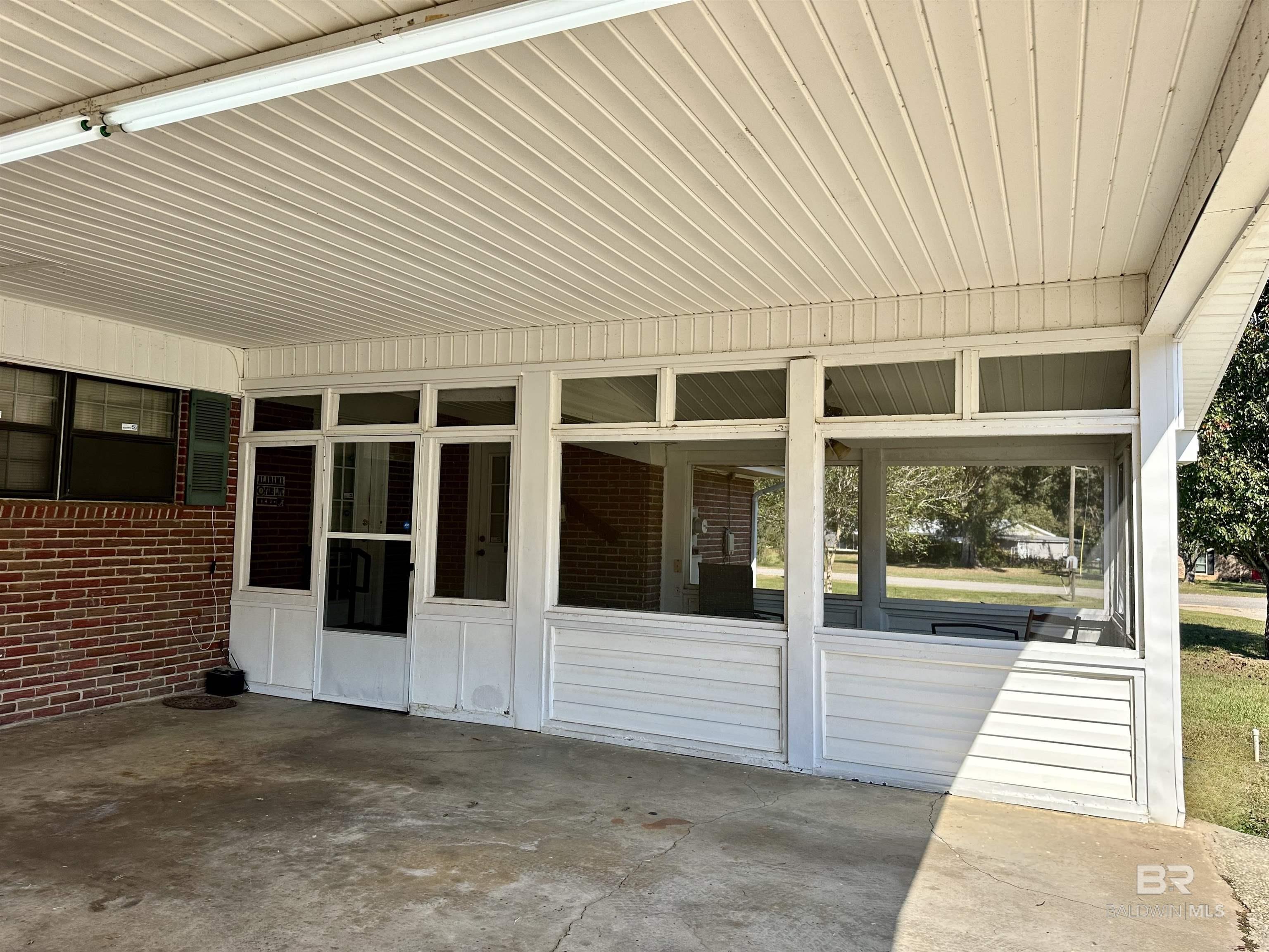 2593 Foshee Road
