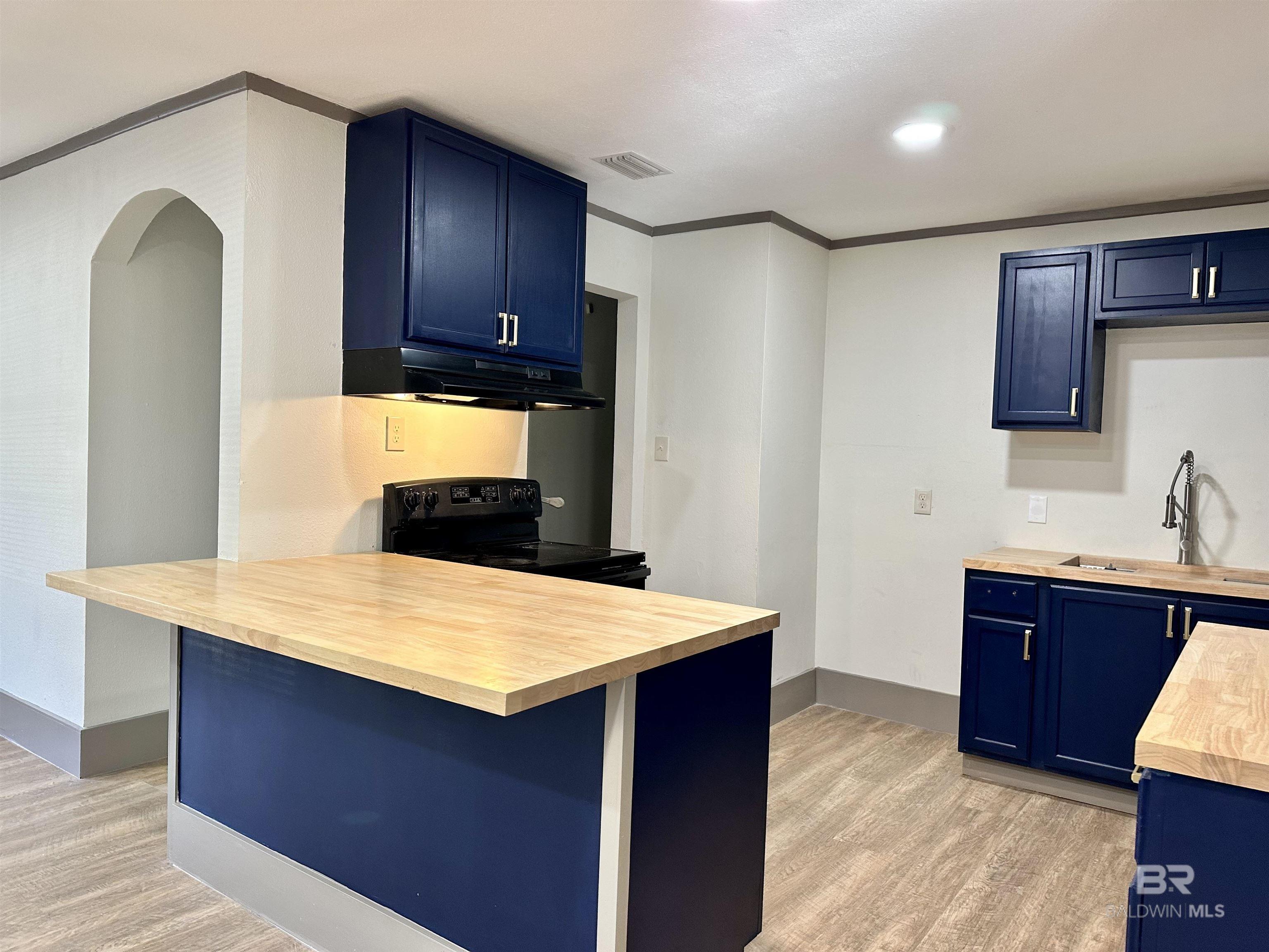 110 Lynnbrook Drive