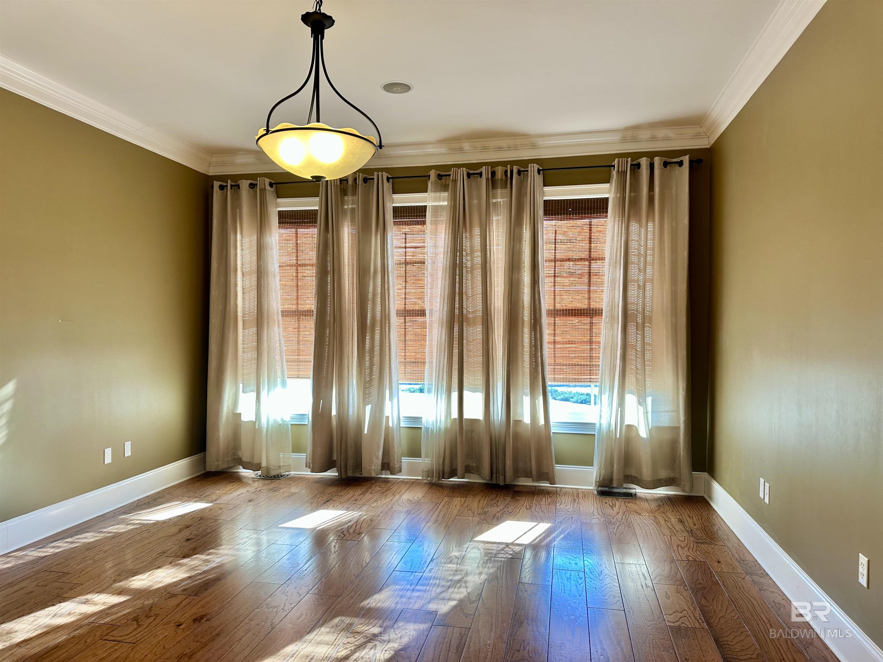 405 Juniper Creek Drive