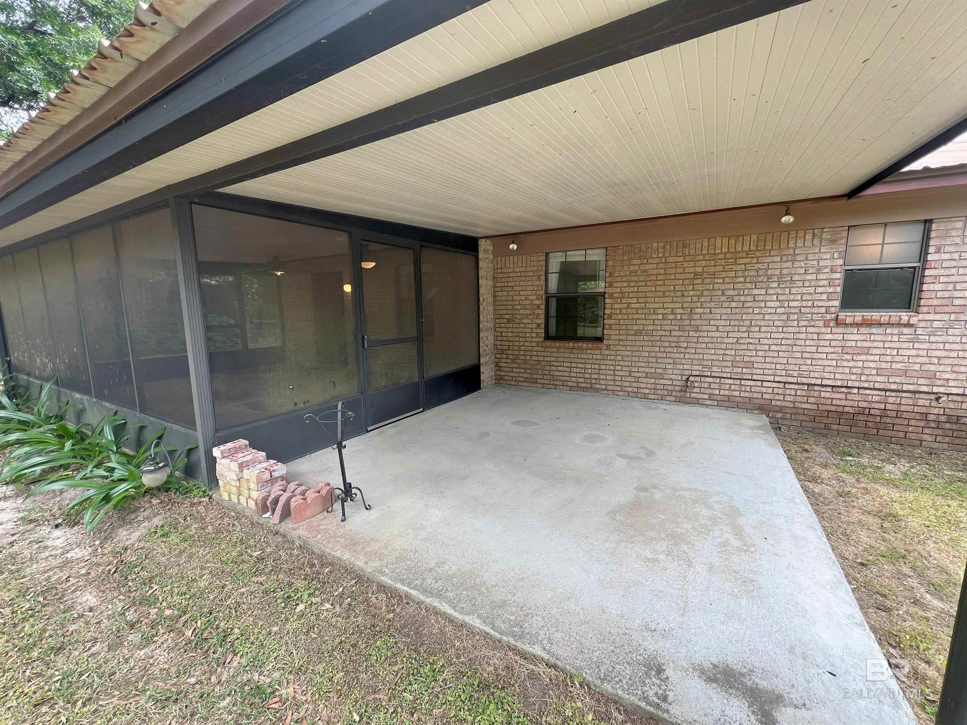 112 Duncan Street