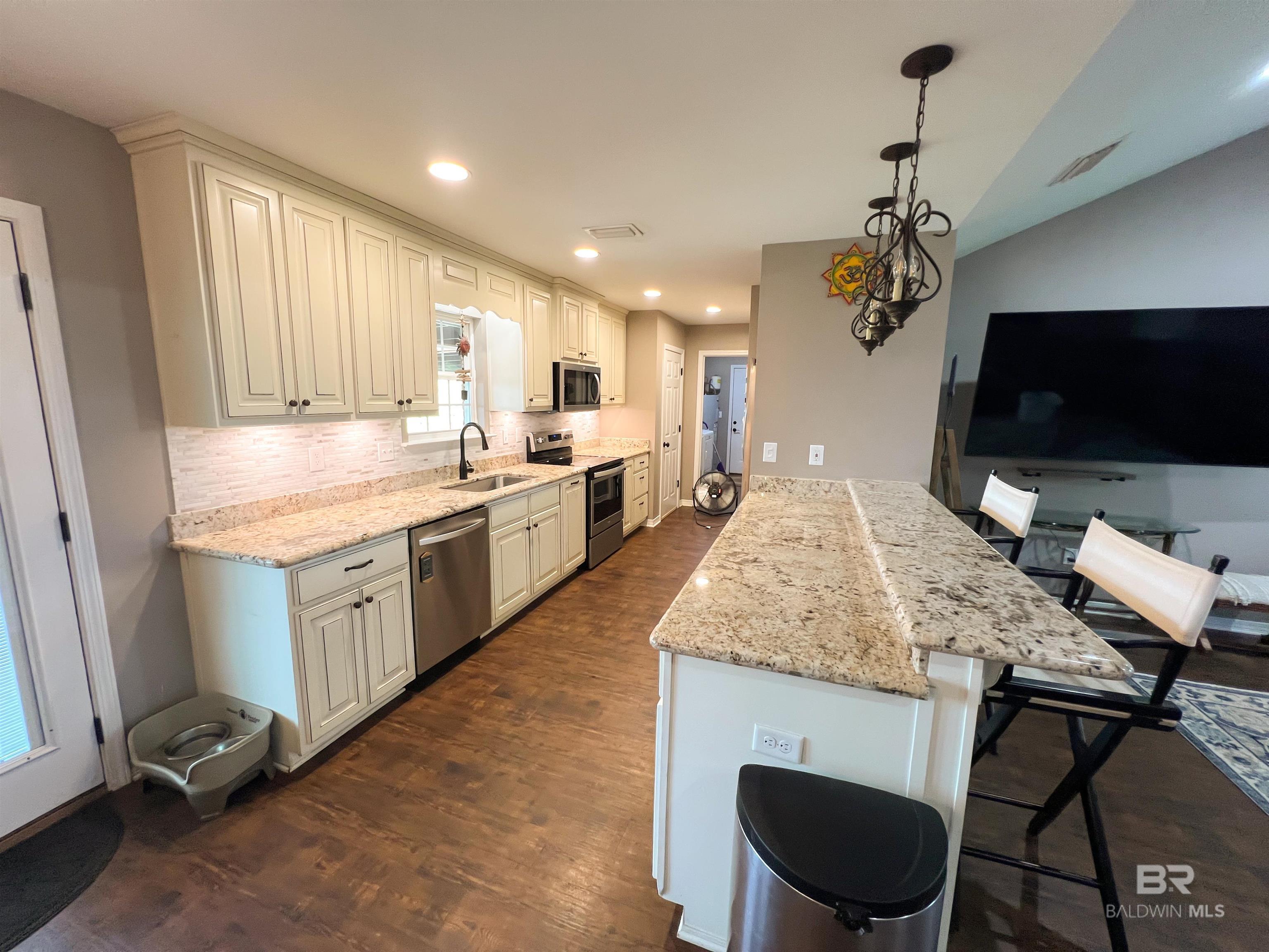 733 Jernigan Road