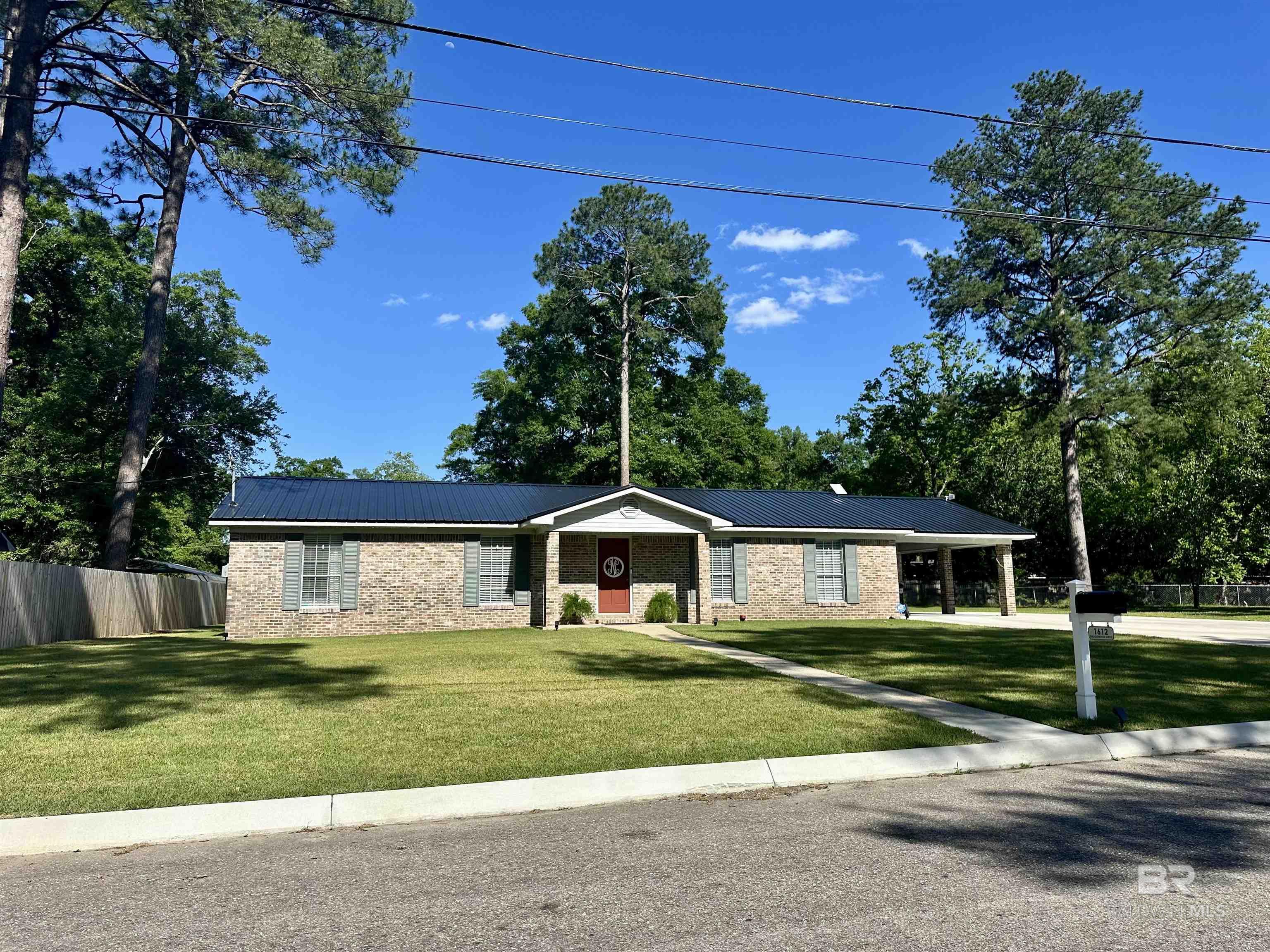 1612 Brookwood Drive