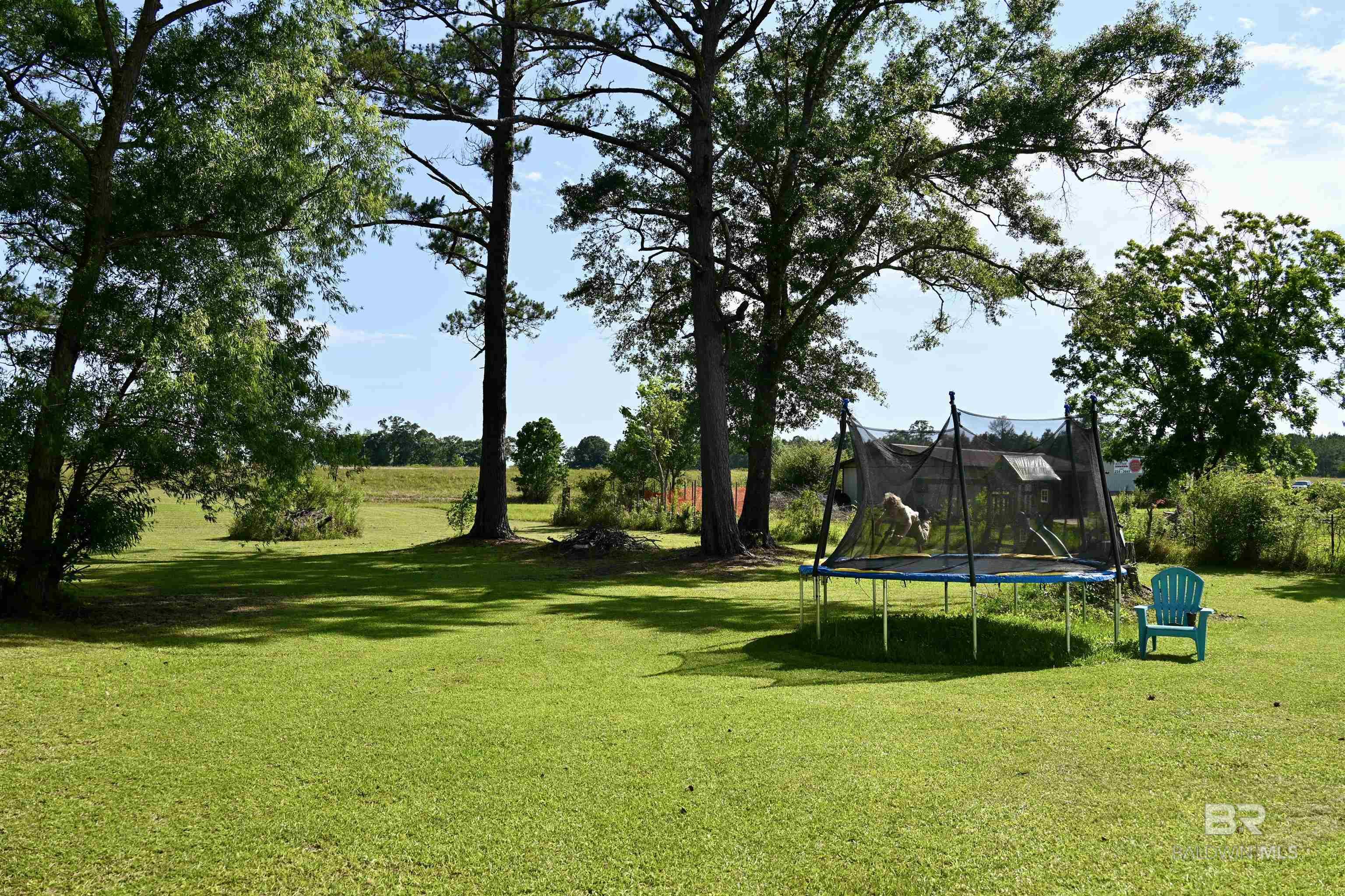 818 Twin Bridges Road