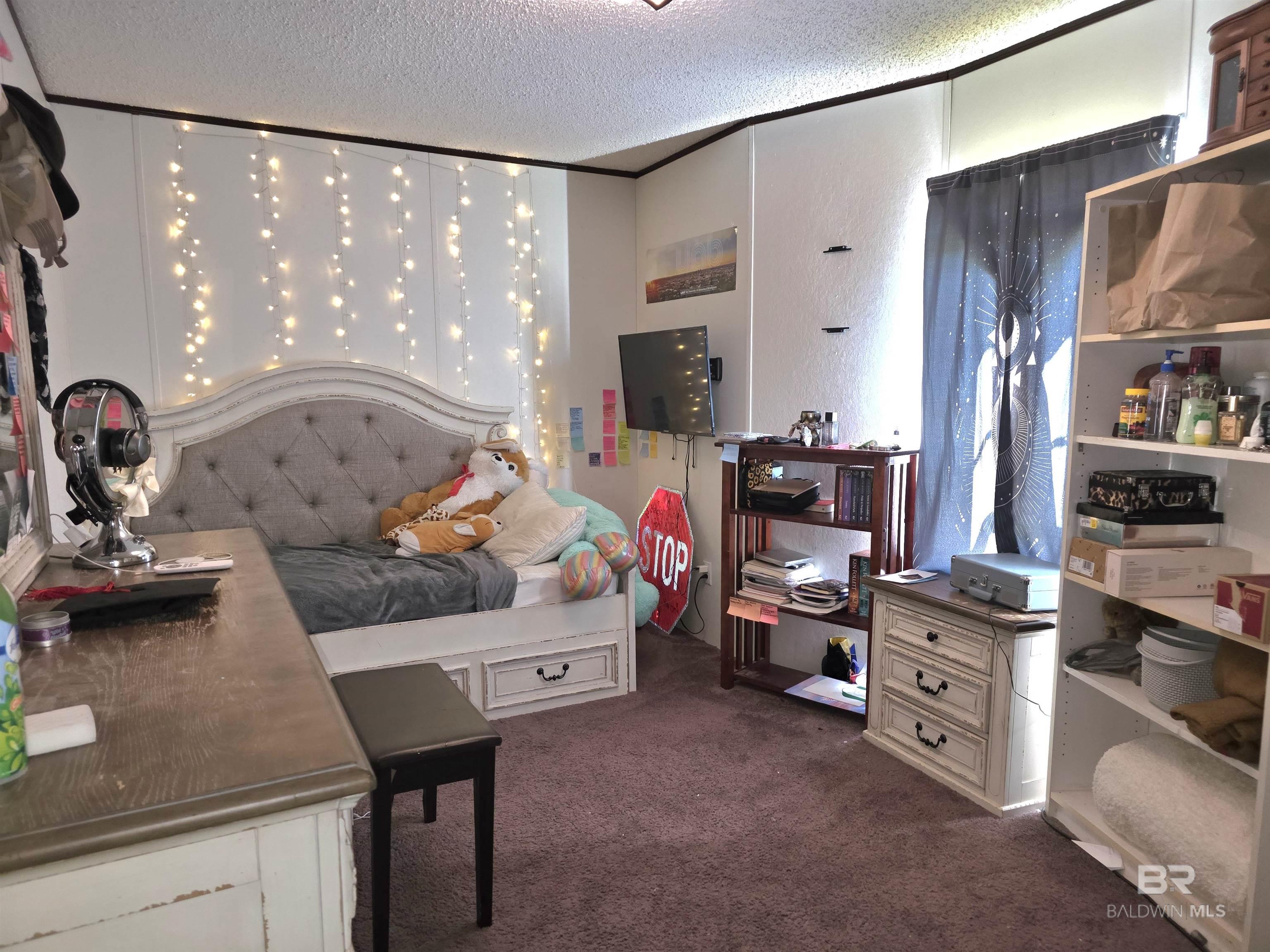 818 Twin Bridges Road