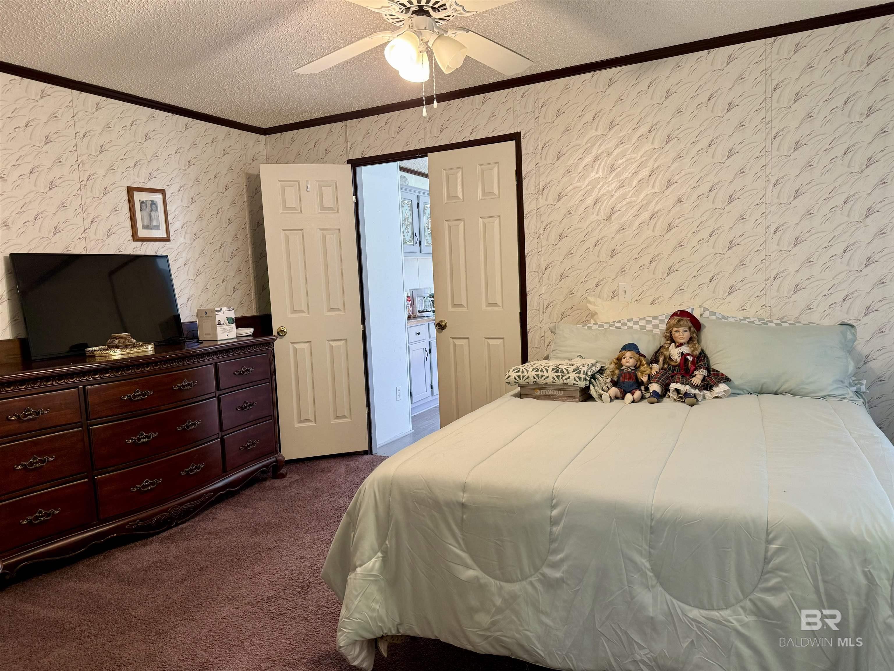 818 Twin Bridges Road