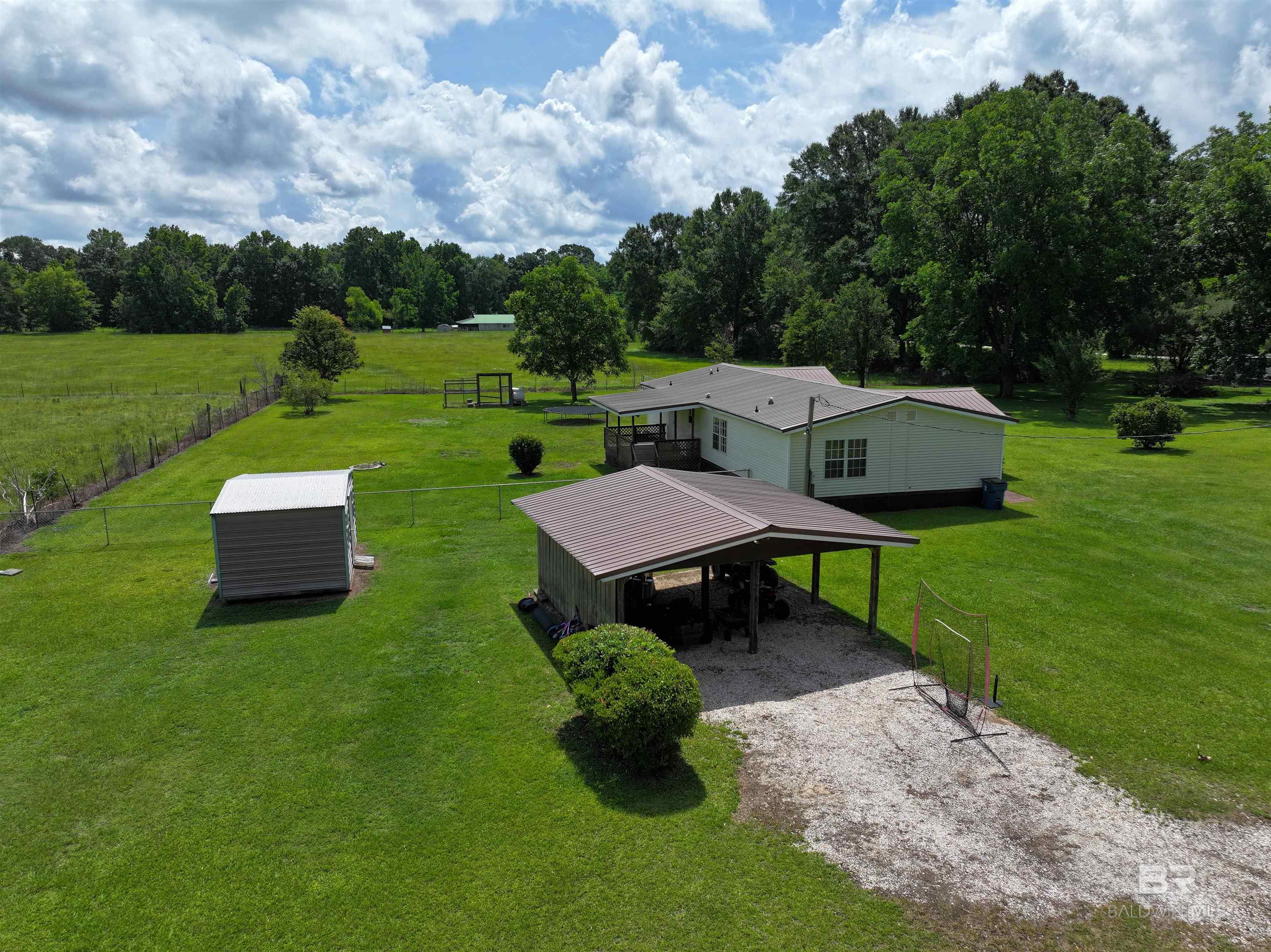 7577 Ridge Road