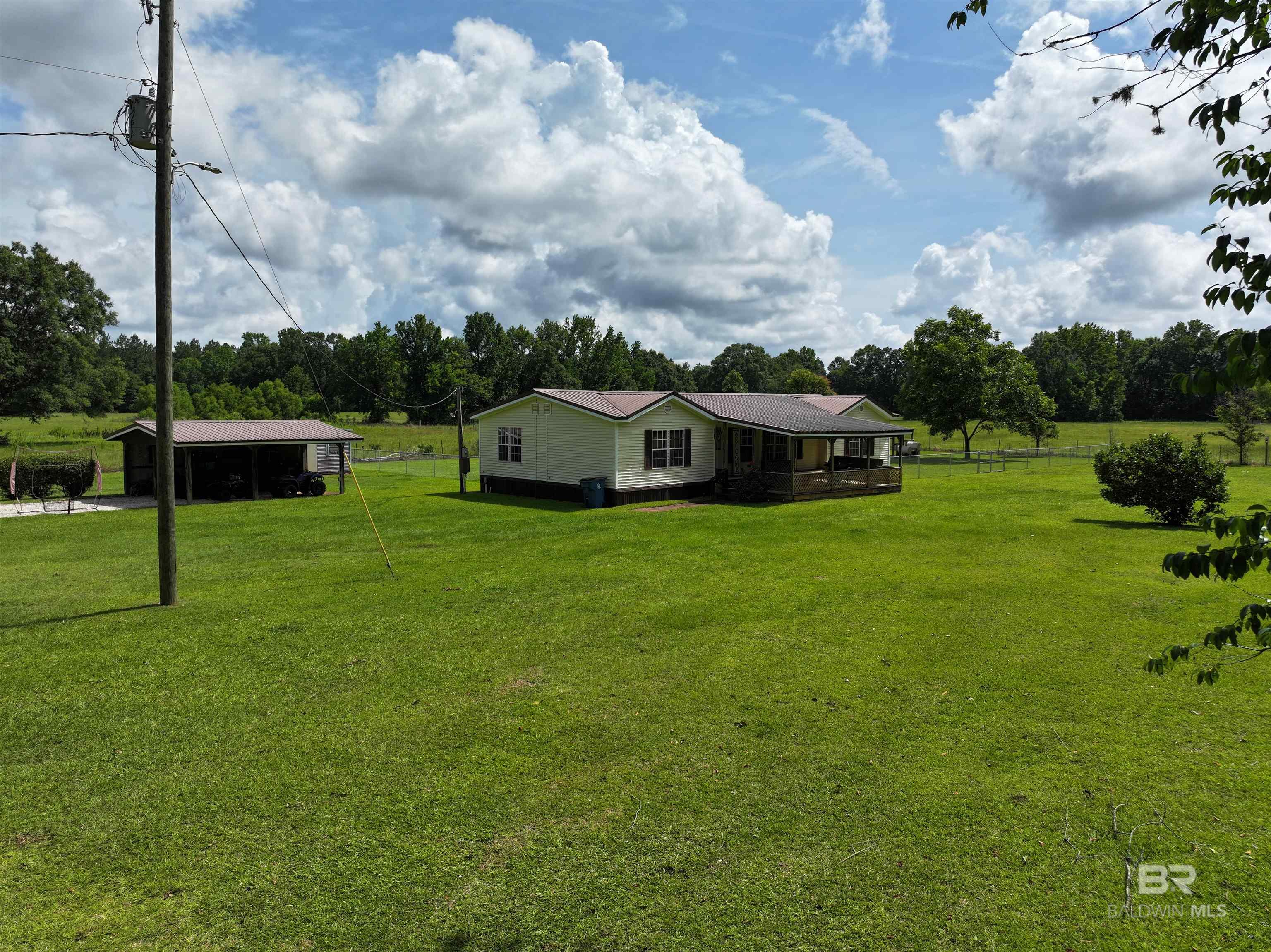 7577 Ridge Road