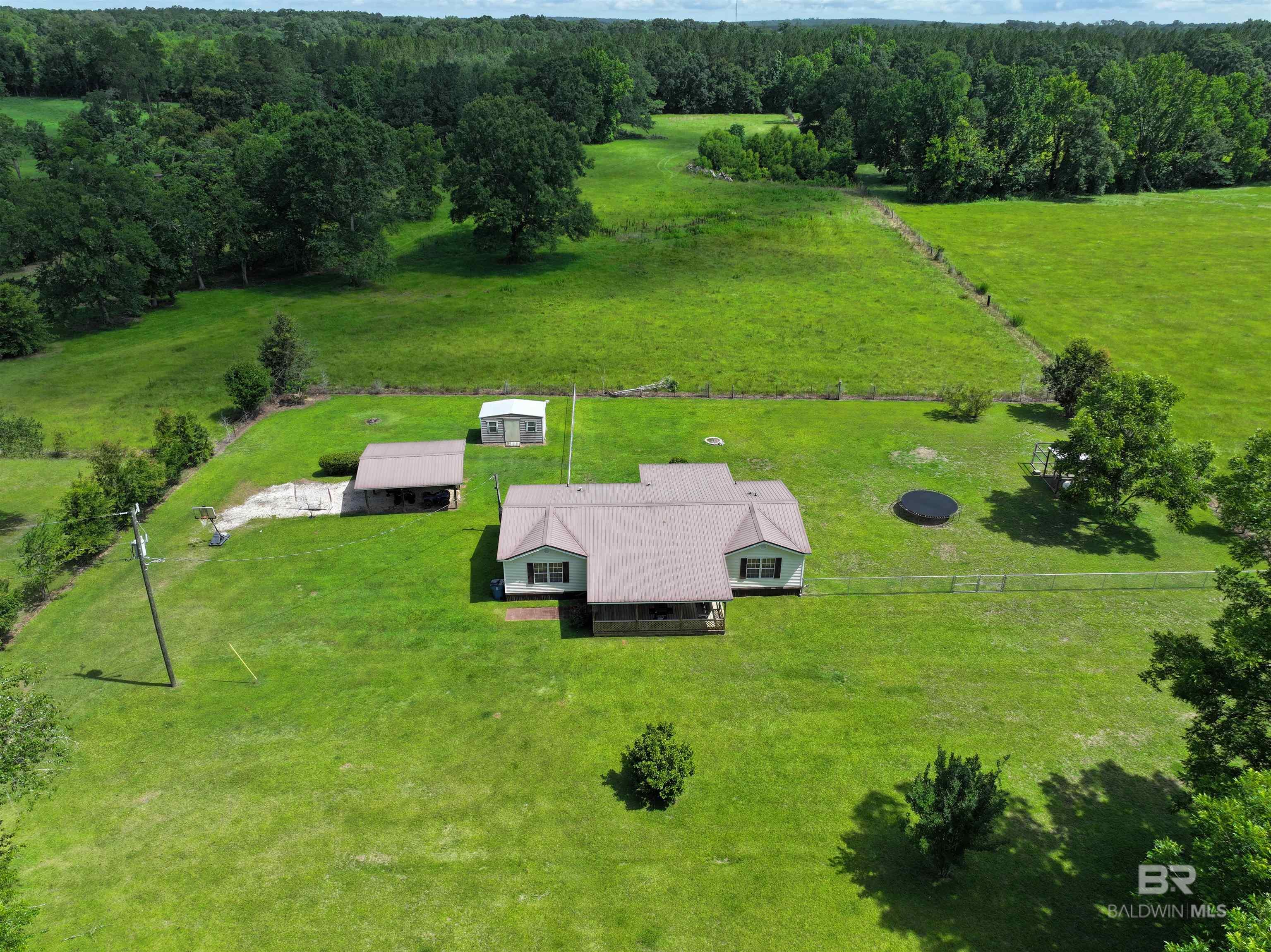 7577 Ridge Road