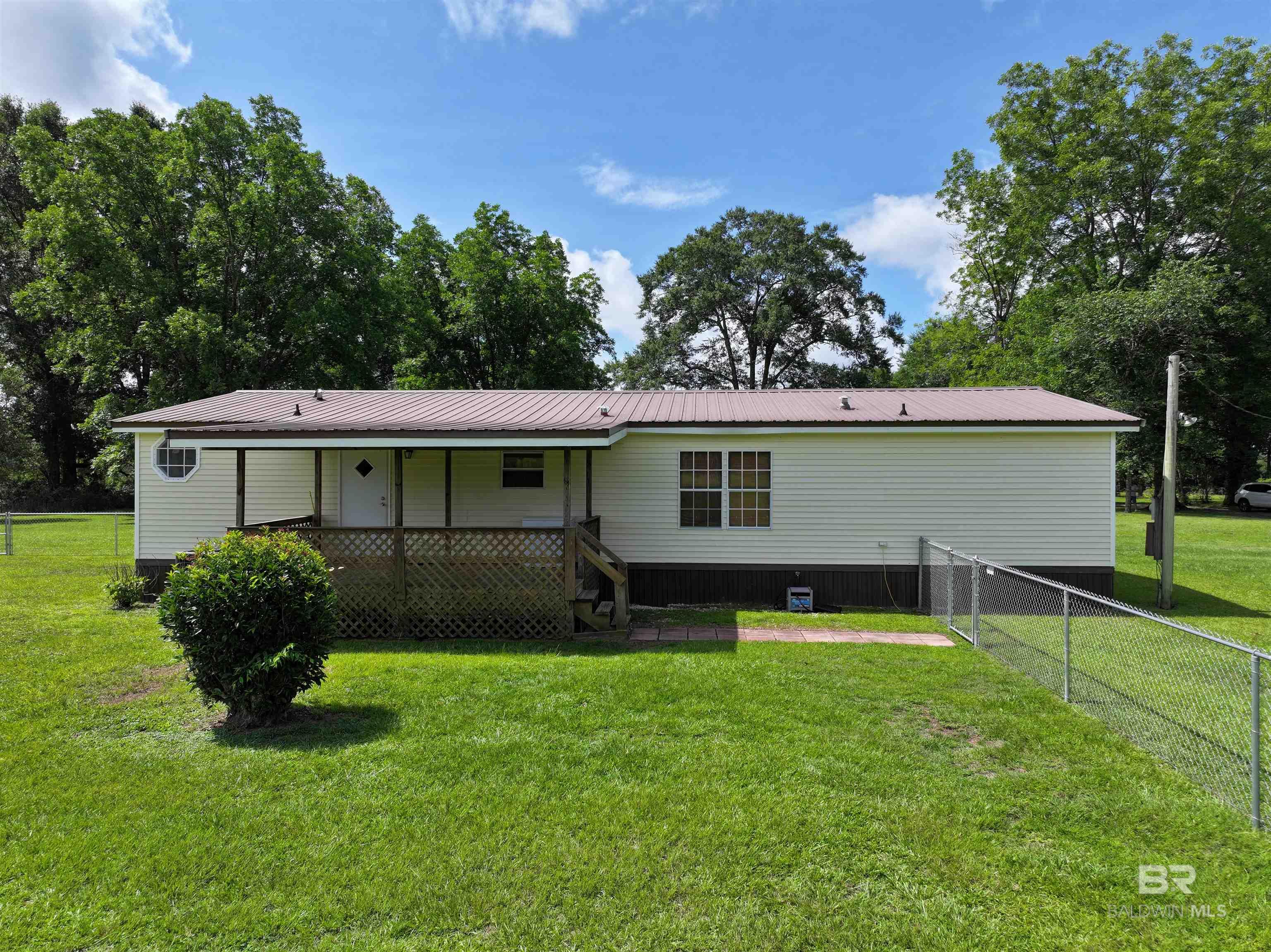7577 Ridge Road