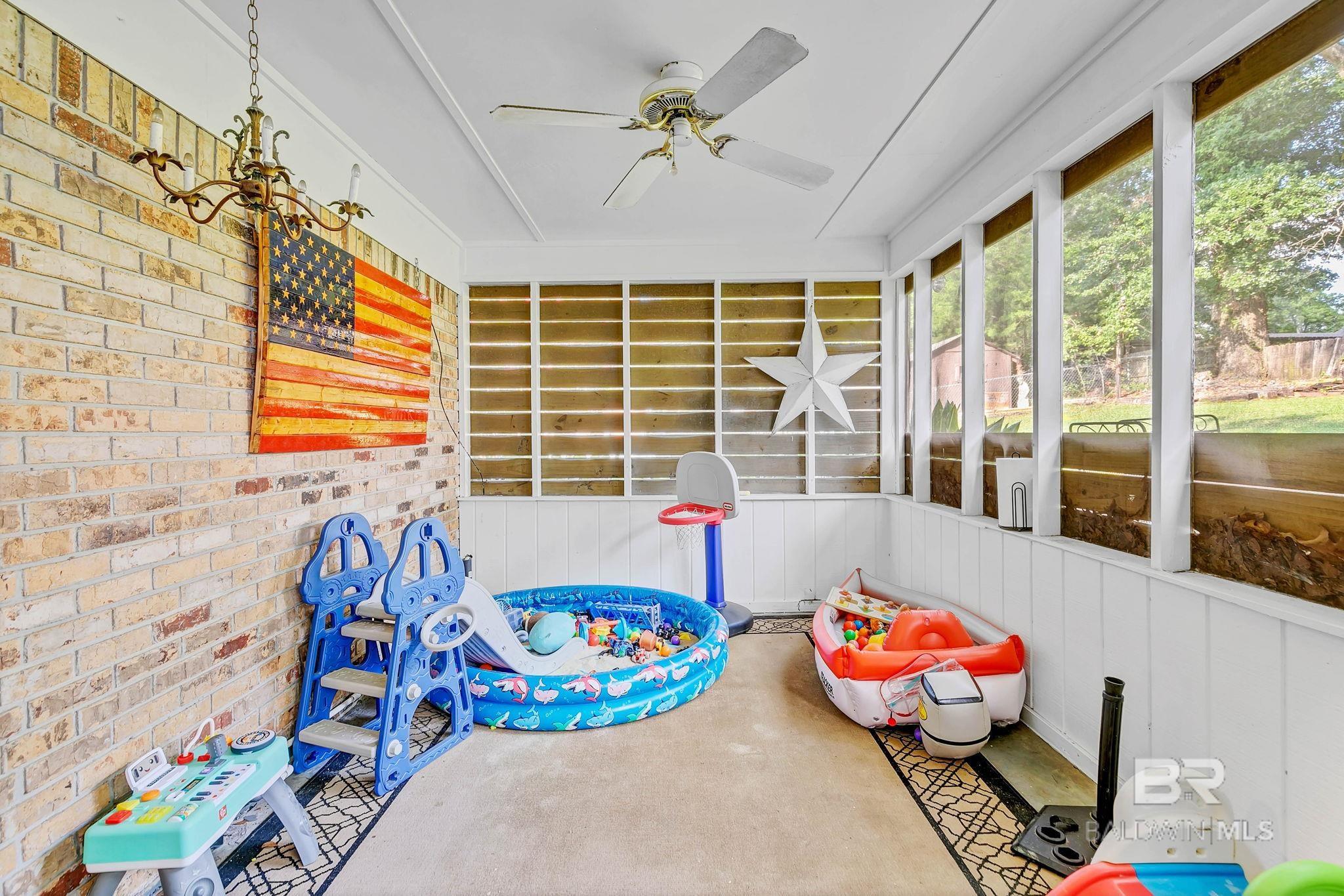 104 E Shore Drive