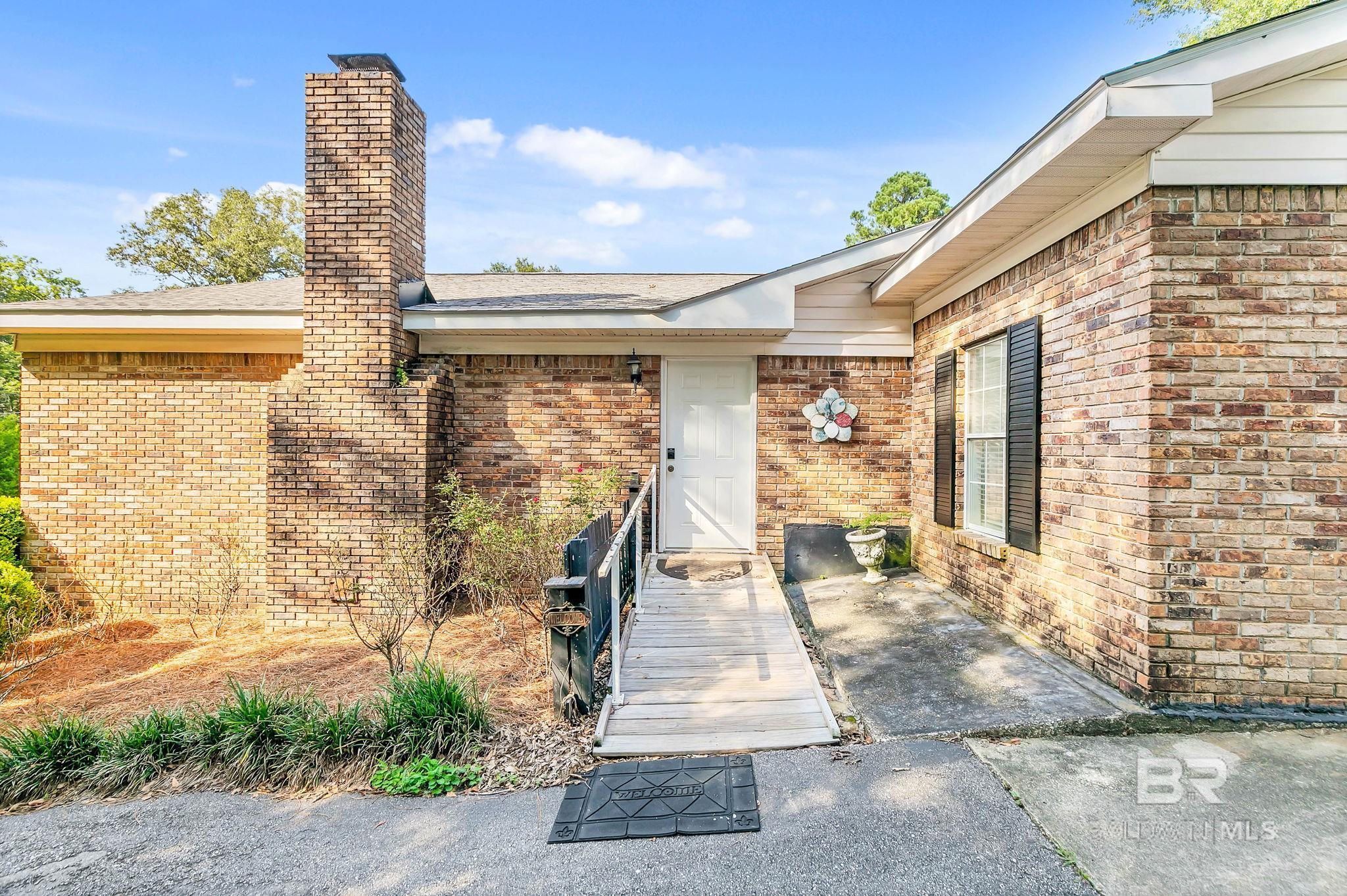 104 E Shore Drive
