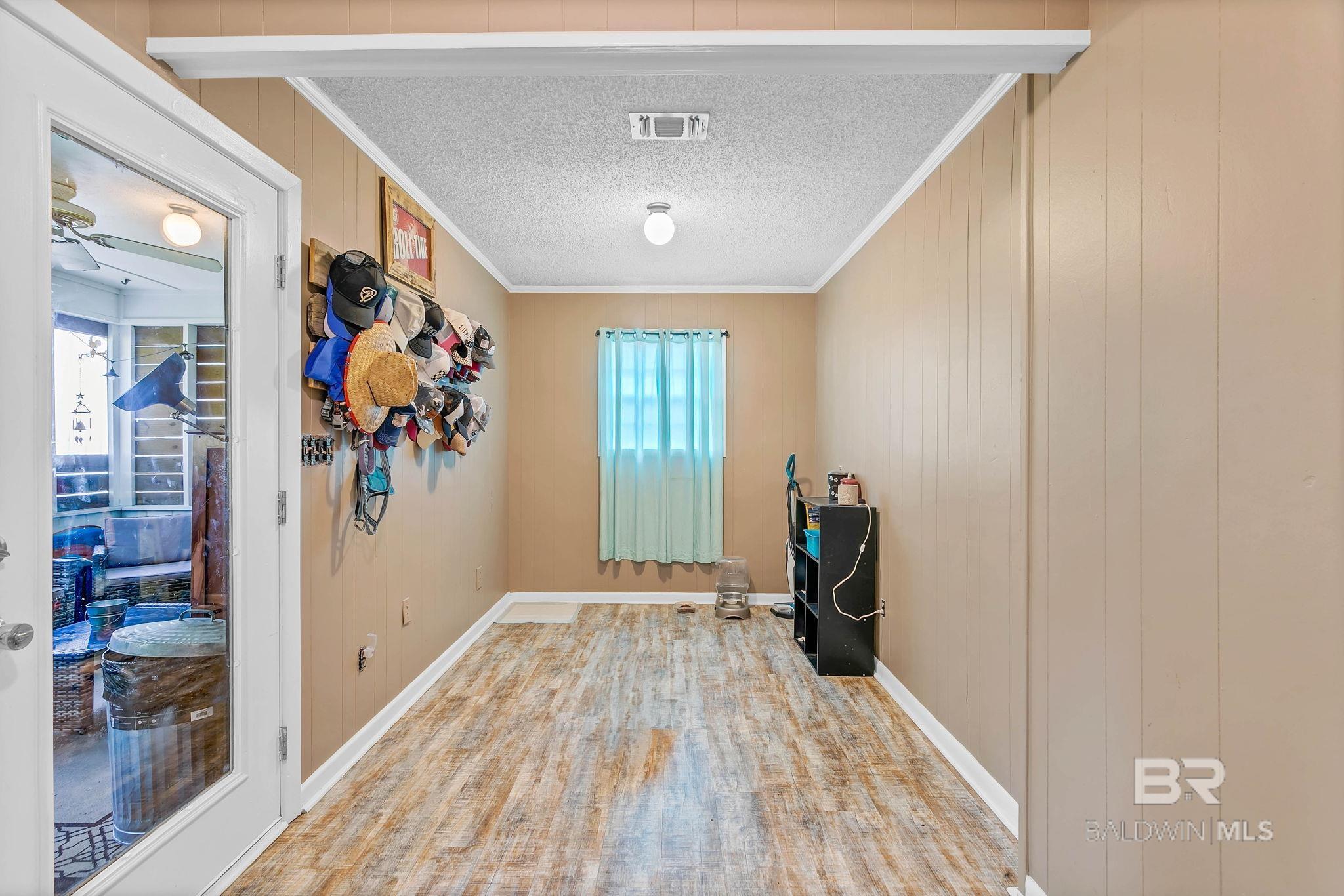 104 E Shore Drive