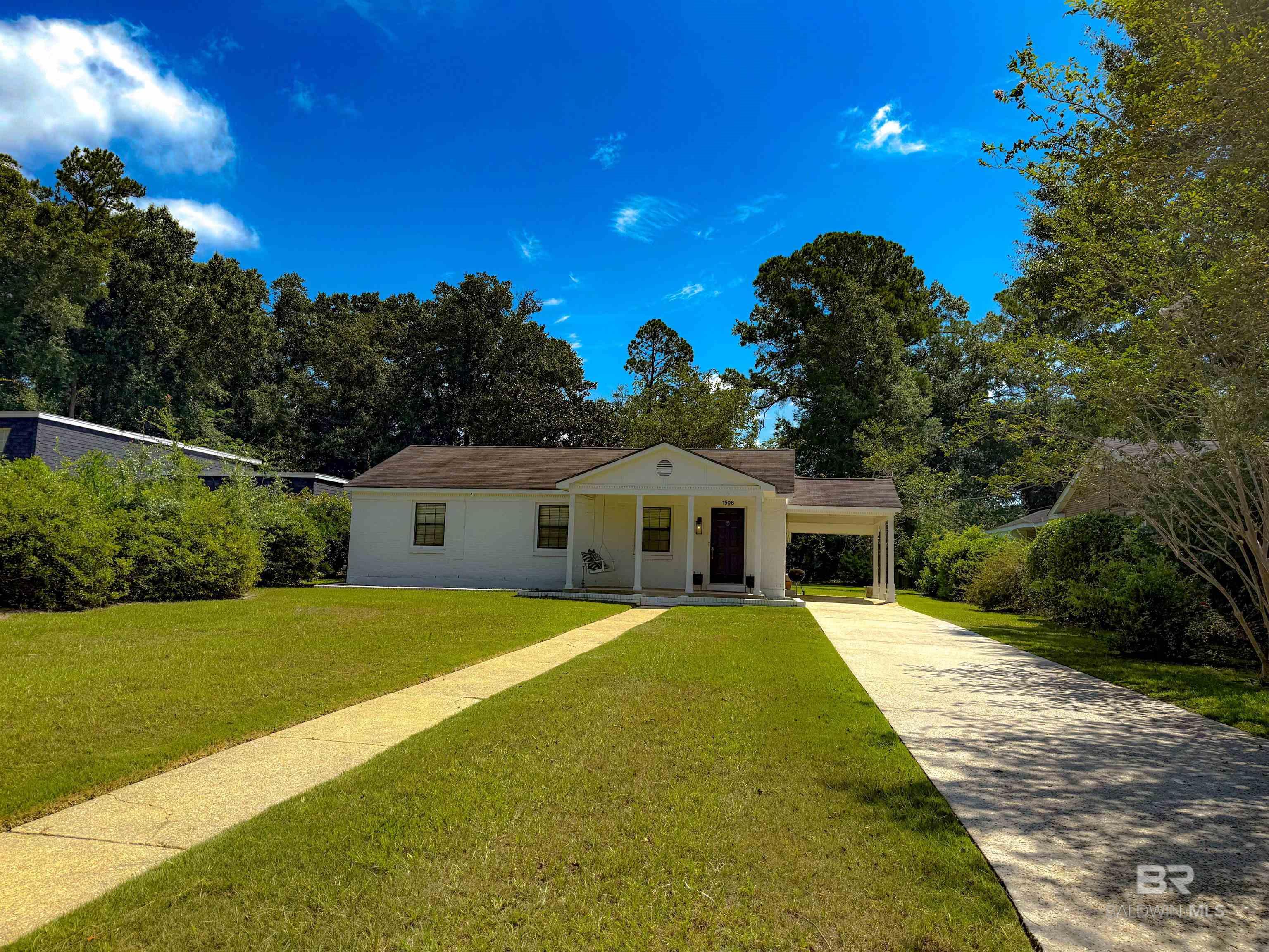1508 Poplar Avenue
